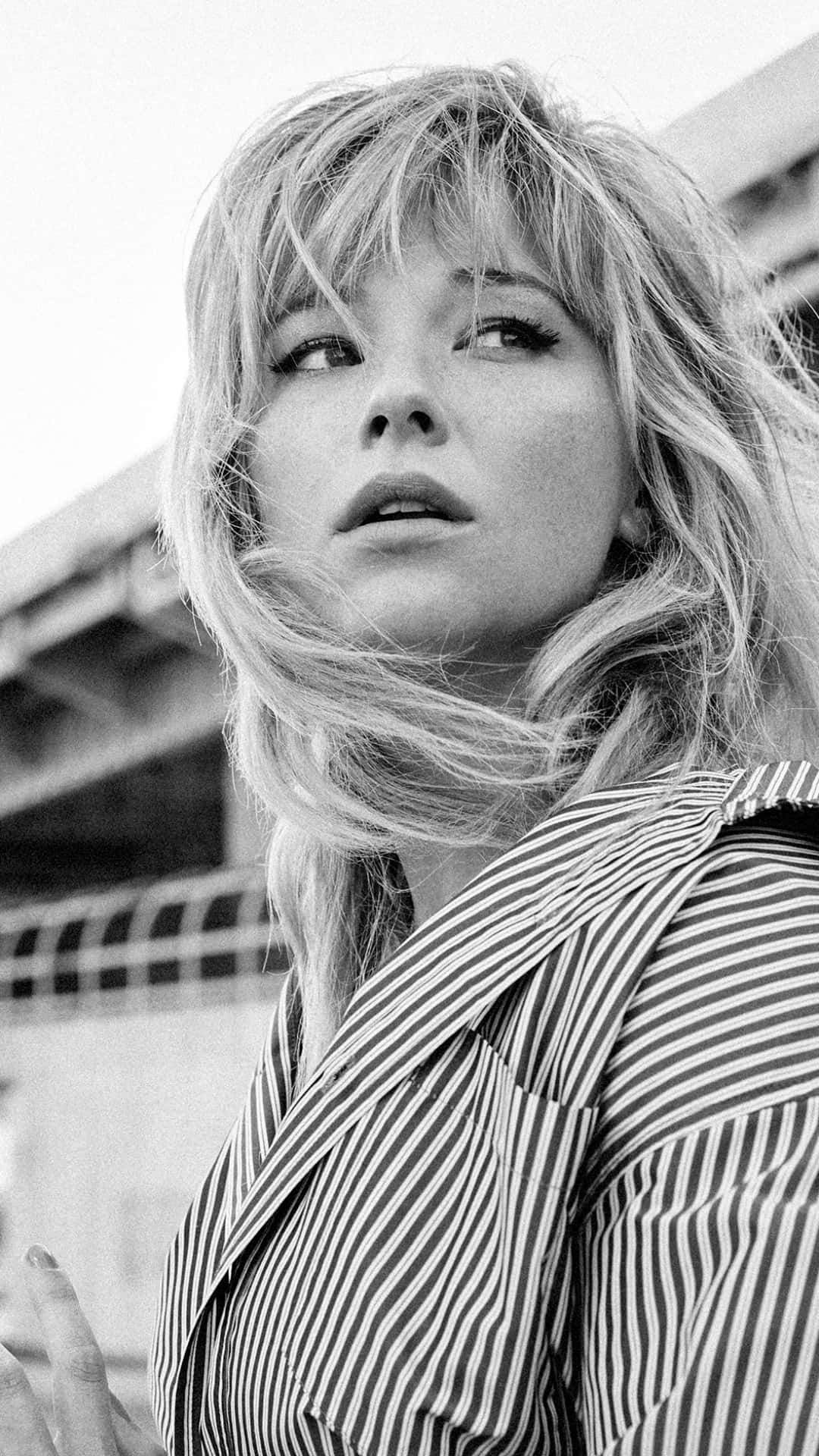 Haley Bennett, black and white portrait, tousled blonde hair, Full HD Phone Wallpaper
