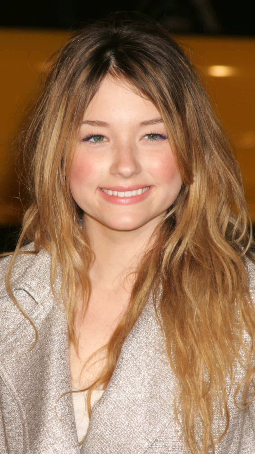 Haley Bennett, young actress, long wavy blonde hair, Full HD Phone Wallpaper