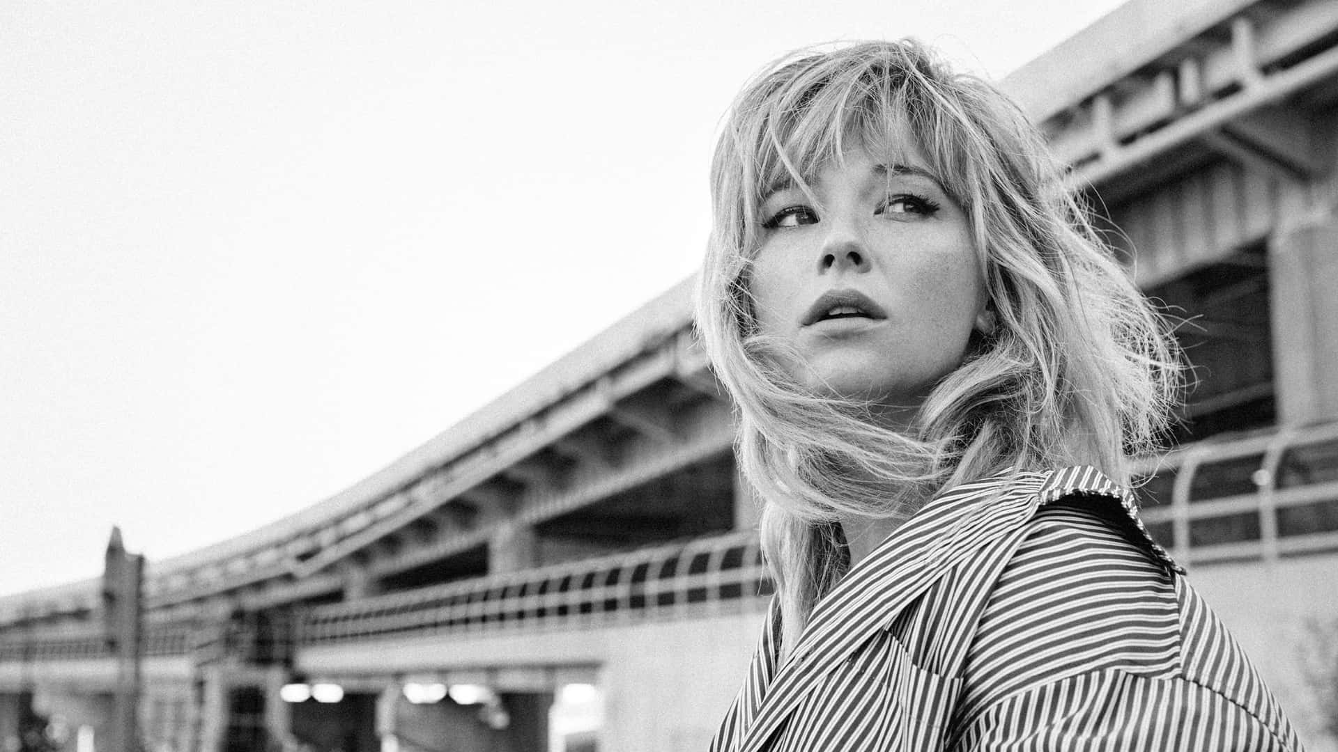 Haley Bennett, urban fashion portrait, tousled blonde hair, Full HD Desktop Wallpaper