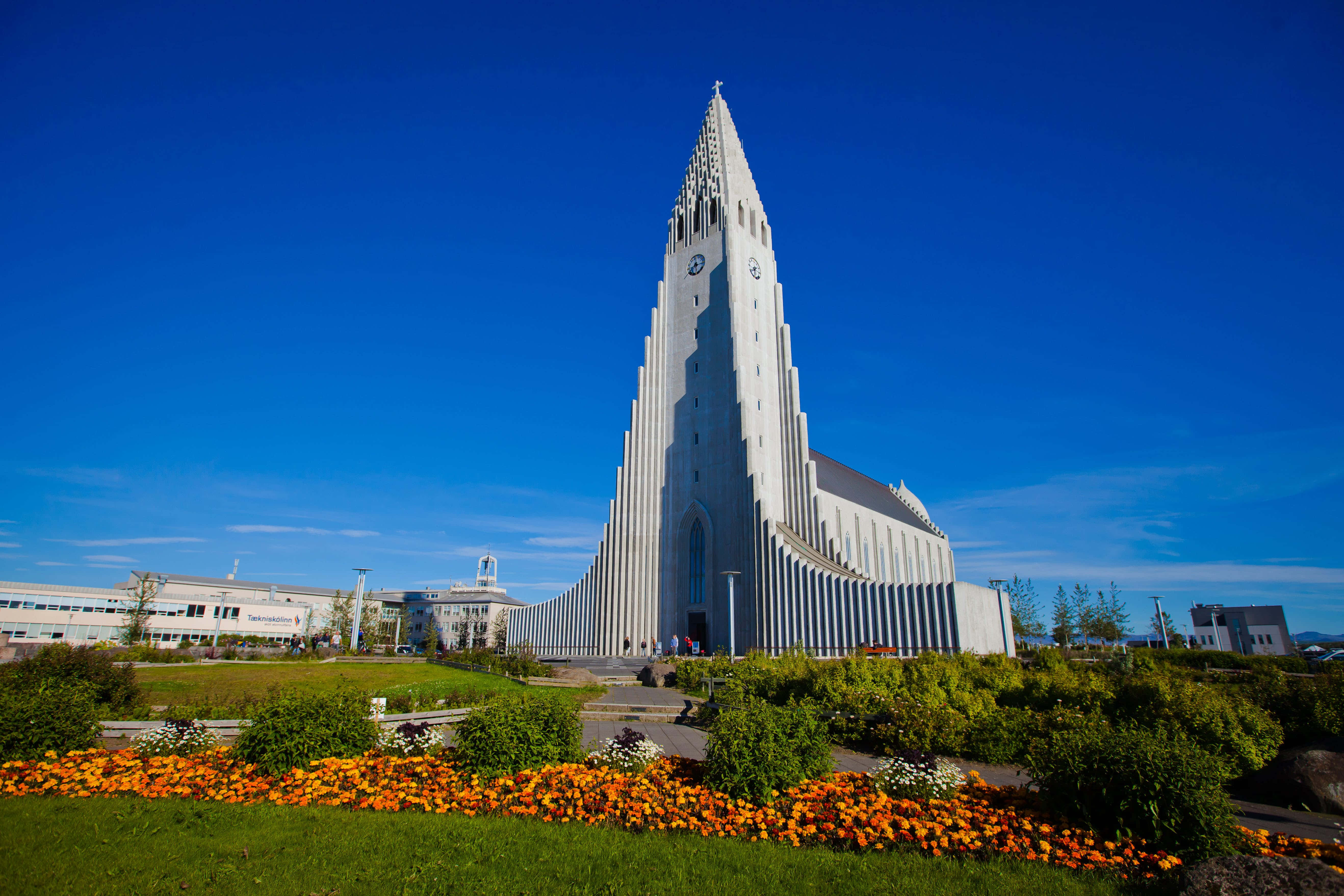 Hallgrimskirkja, church, tall spire, 5K Desktop Wallpaper