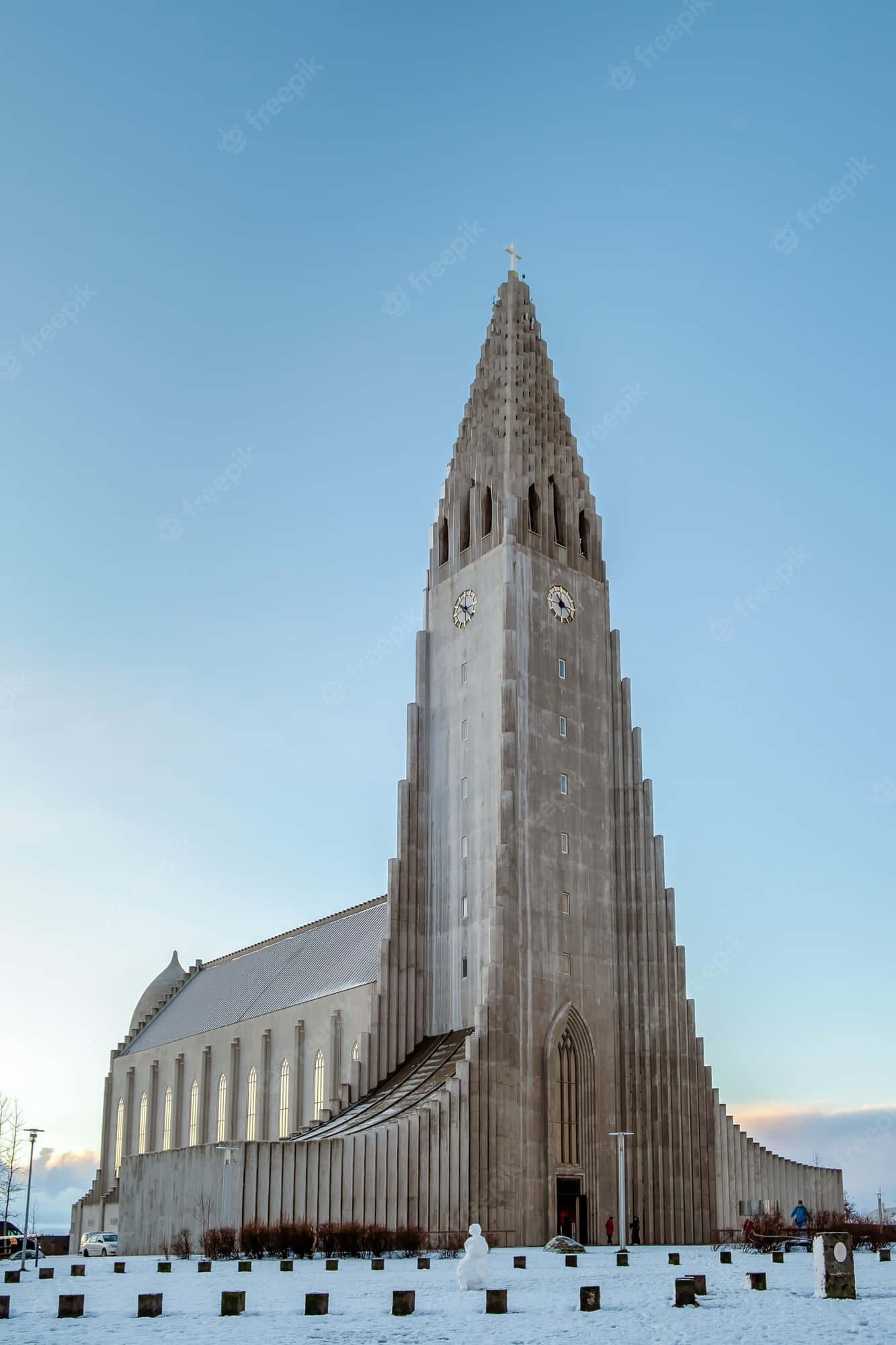 Hallgrimskirkja, tall stepped tower, clear blue sky, Full HD Phone Wallpaper