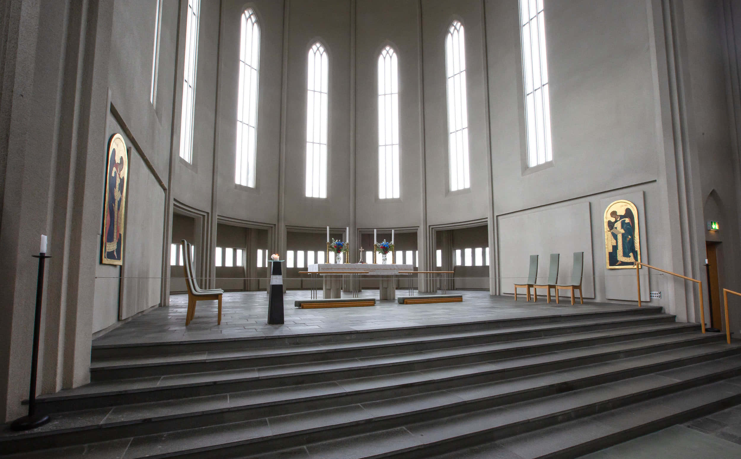 Hallgrimskirkja, altar room, tall windows, Full HD Desktop Wallpaper