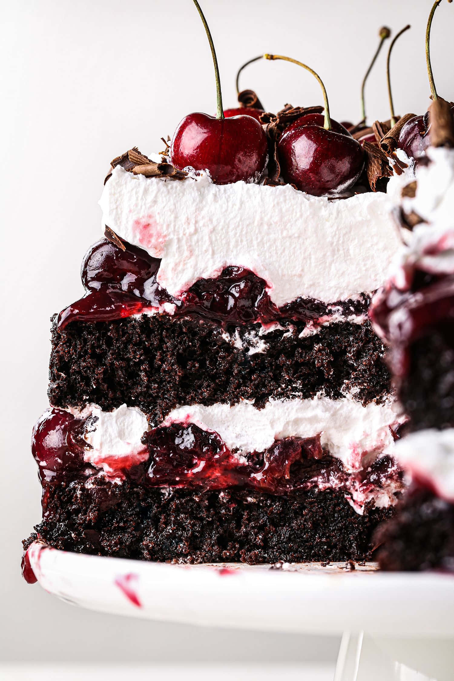 Black Forest Cake, black cherry cake, chocolate layers, Full HD Phone Wallpaper