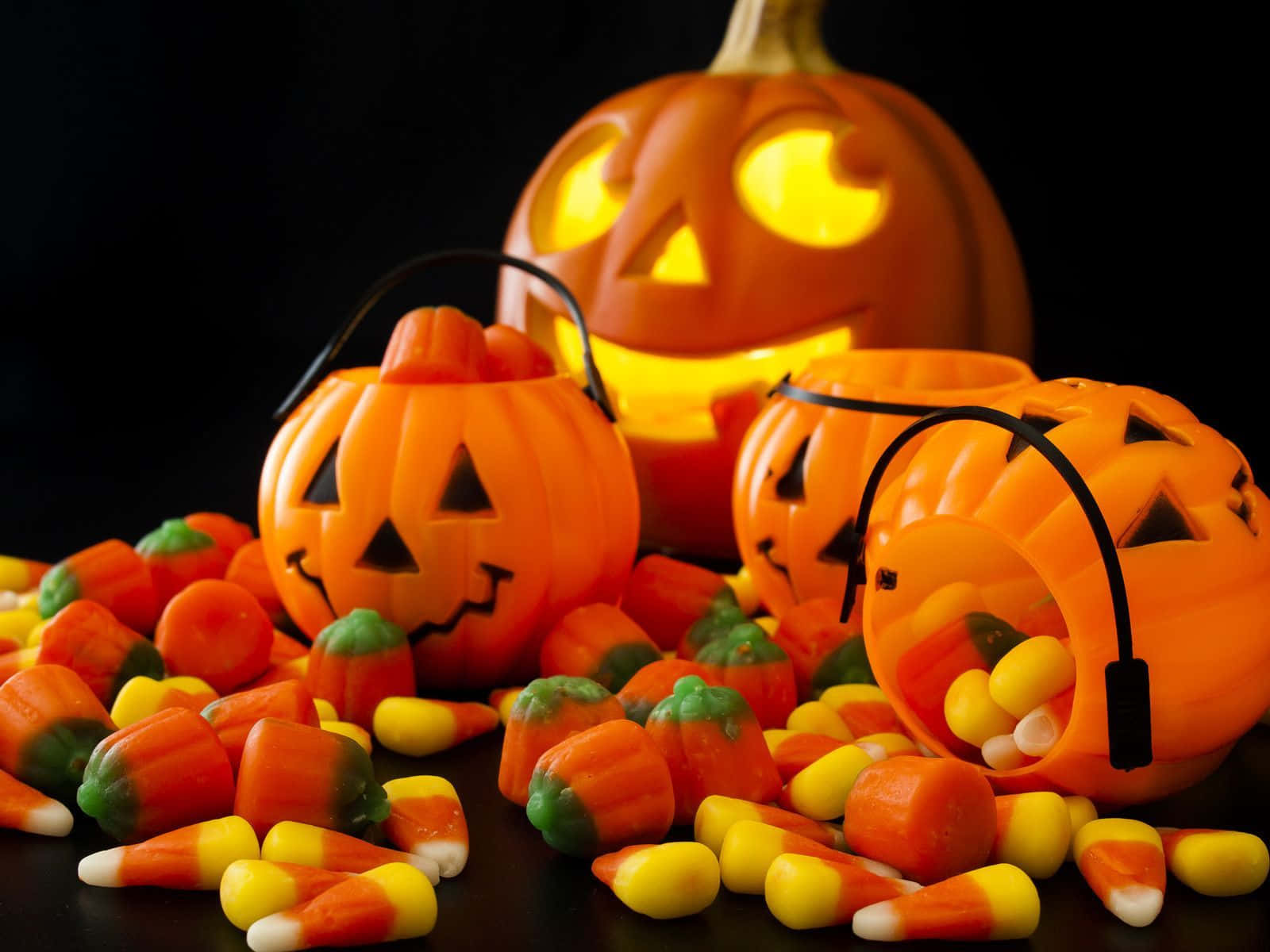 Halloween, jack-o'-lanterns, candy corn, HD Desktop Wallpaper