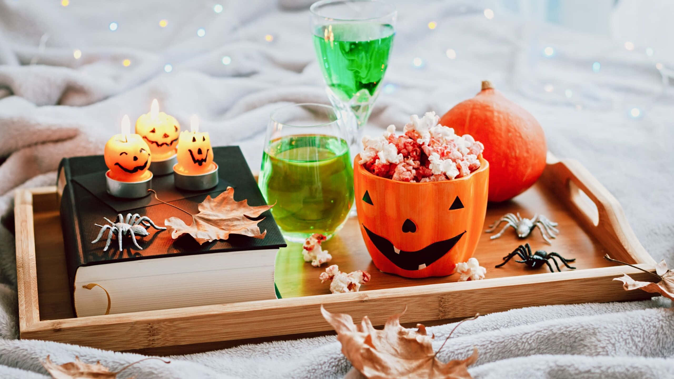 Halloween Cocktails, pumpkin popcorn, green drinks, 2K Desktop Wallpaper