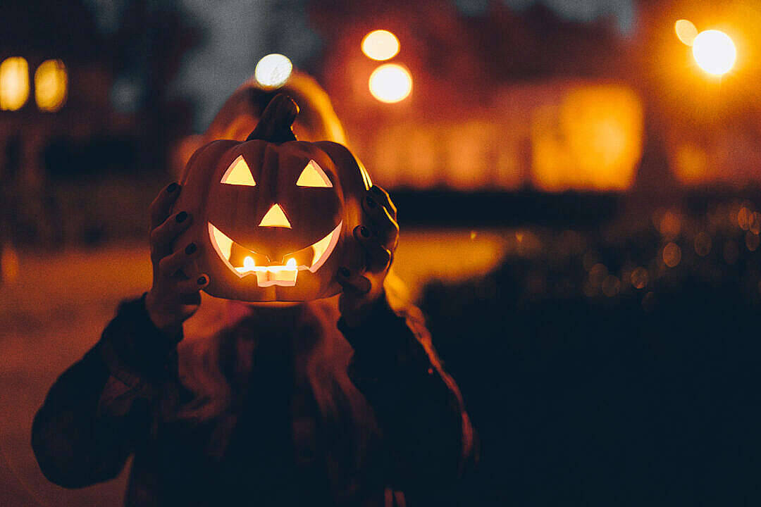woman, pumpkin, glowing jack-o'-lantern, SD Desktop Wallpaper