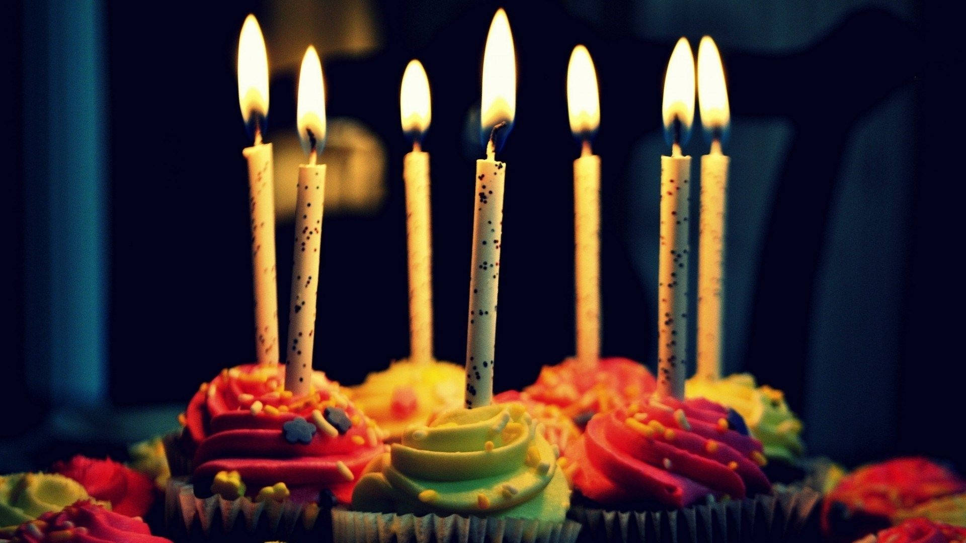 cupcake candles, colorful cupcakes, lit candles, Full HD Desktop Wallpaper