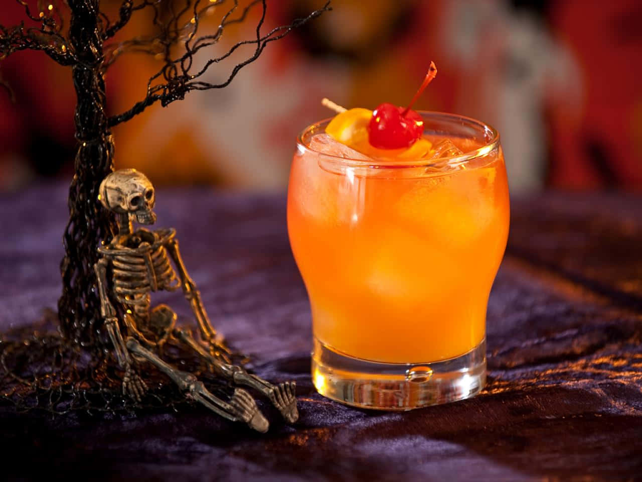Halloween cocktails, vibrant orange cocktail, cherry and orange garnish, HD Desktop Wallpaper