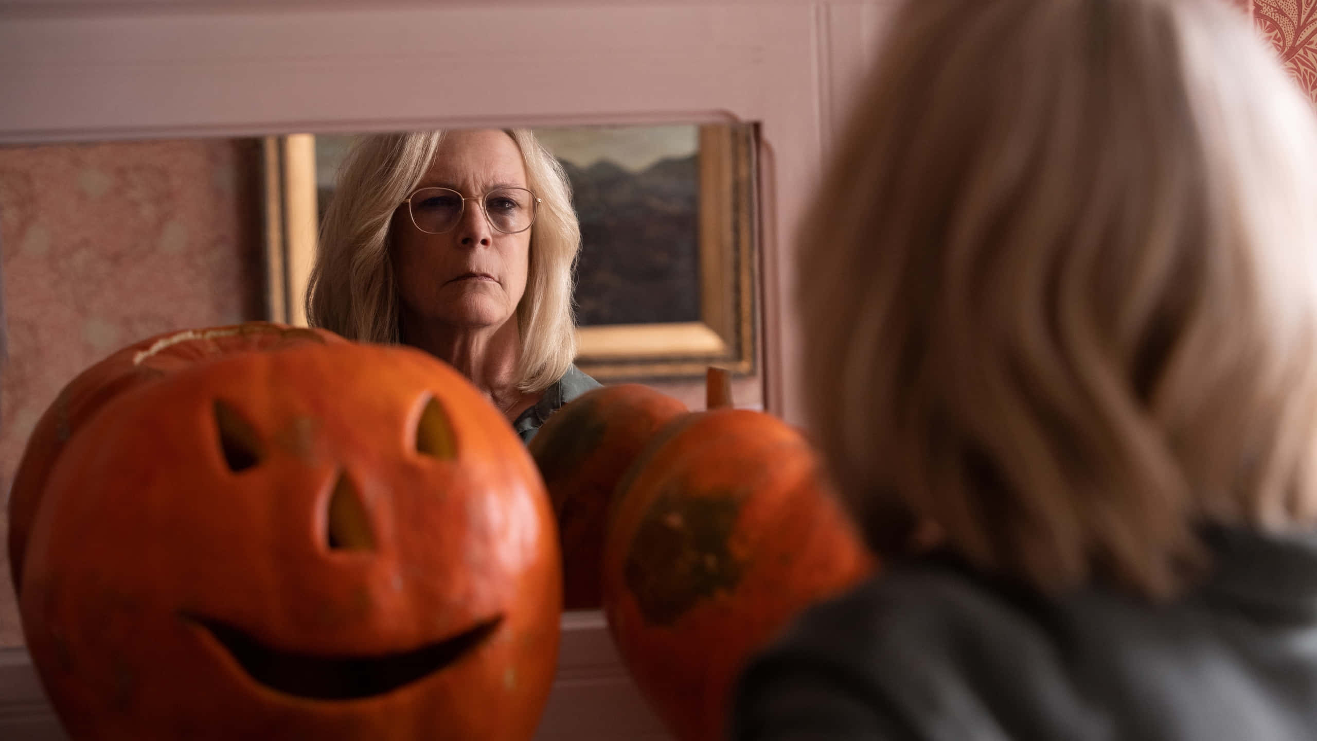 Halloween Ends, mirror, carved orange pumpkins, 2K Desktop Wallpaper