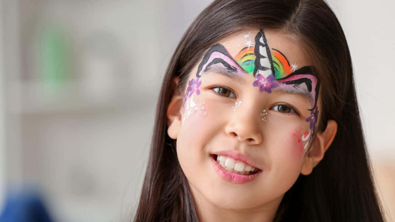 Halloween Face Paint, unicorn face paint, cheerful young girl, SD Desktop Wallpaper