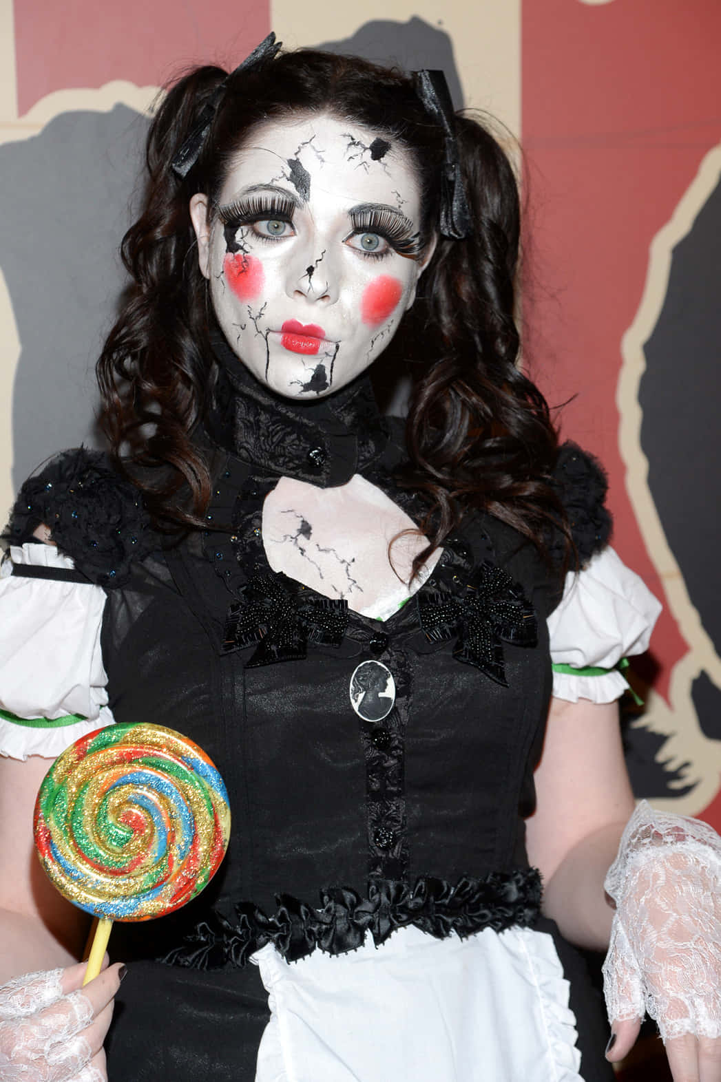 cracked-face clown costume, rainbow lollipop, stylized red and gray backdrop, HD Phone Wallpaper