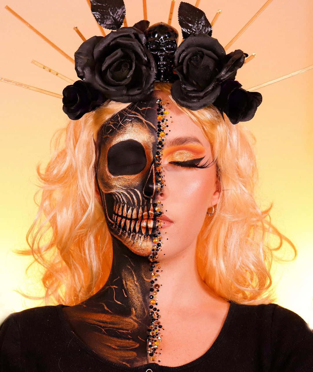 golden skull, living skin, black roses, HD Phone Wallpaper