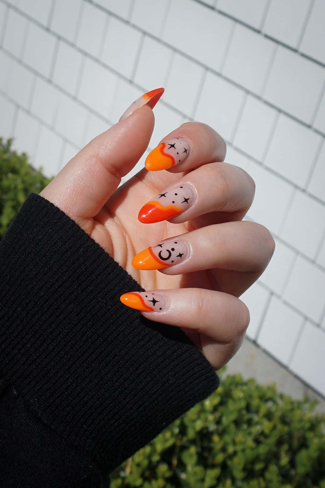 candy corn themed nails, orange tips, black star or smiley faces, HD Phone Wallpaper