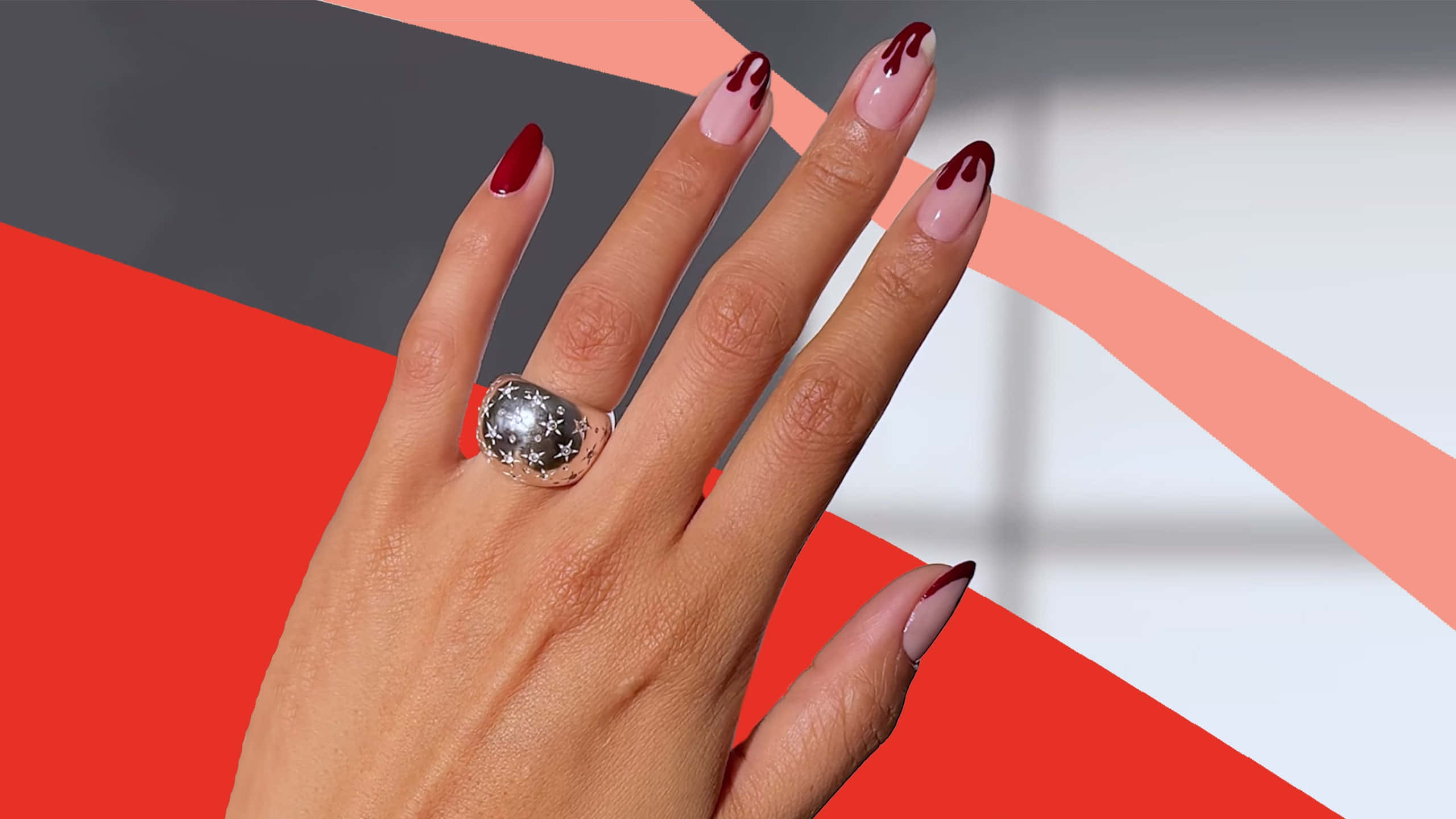 Halloween nail art, star-patterned ring, red-tipped nails, 2K Desktop Wallpaper