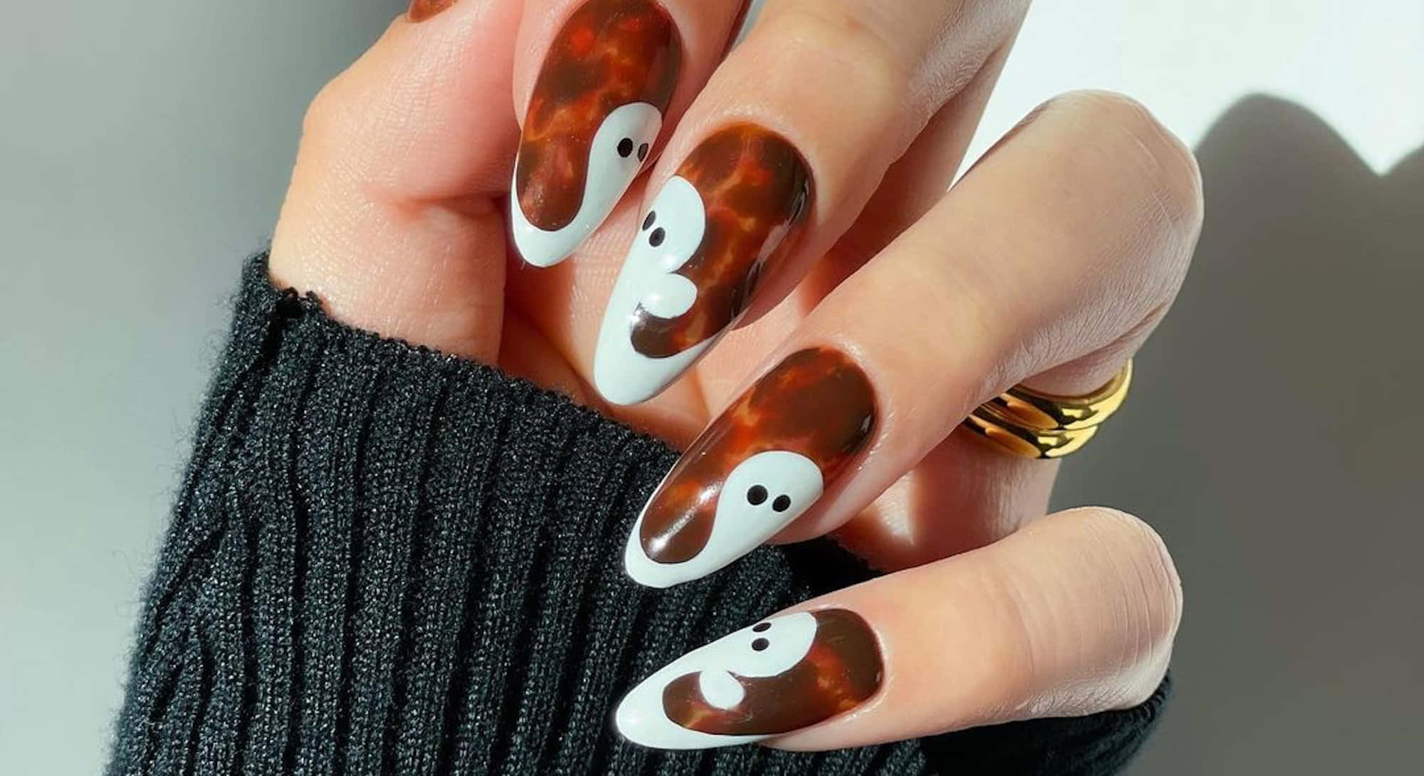 Halloween Nail Art, glossy tortoiseshell nails, white ghost designs, Full HD Desktop Wallpaper