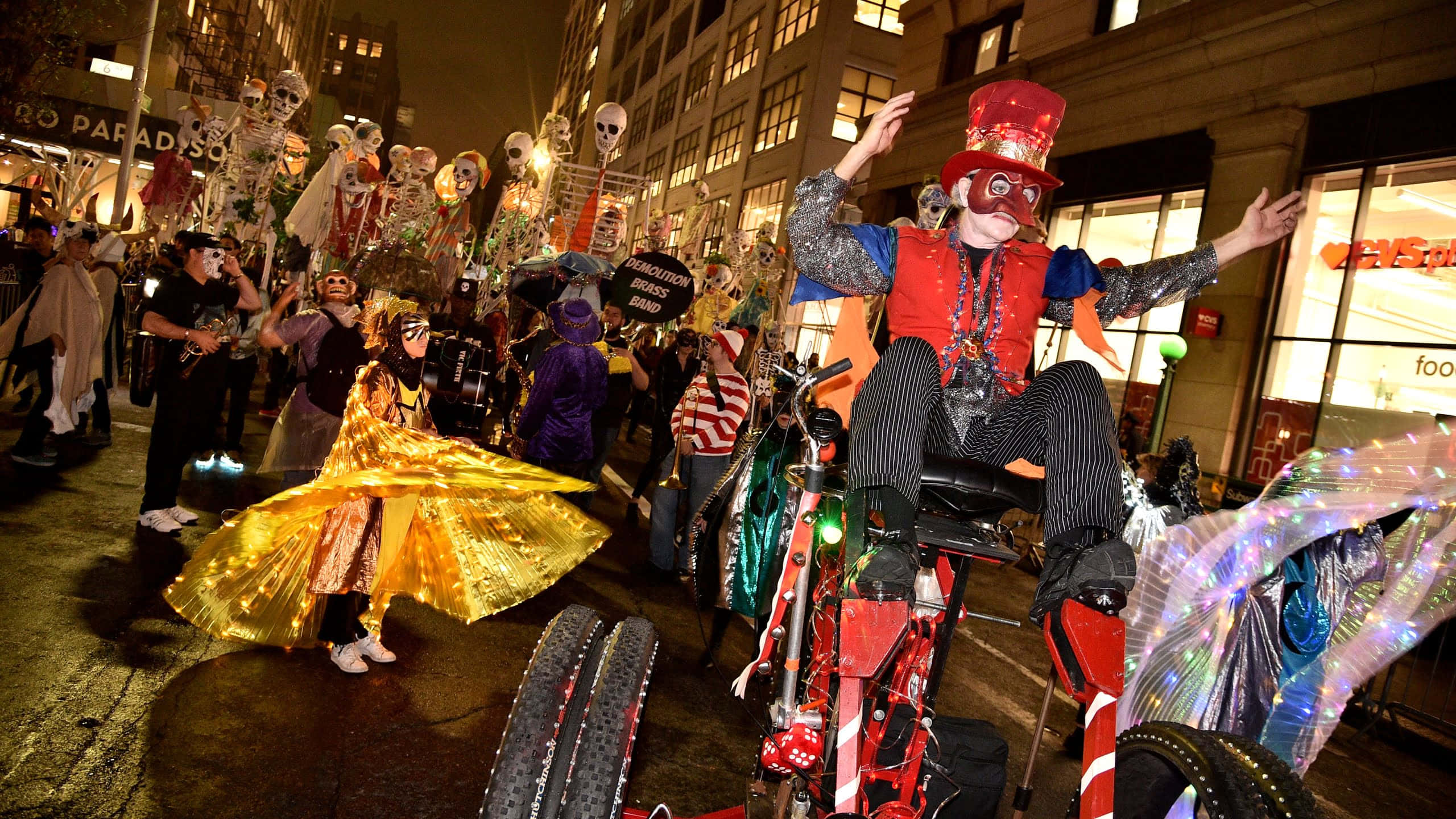 Halloween Parades, nighttime street parade, clown on a decorated bike, 2K Desktop Wallpaper