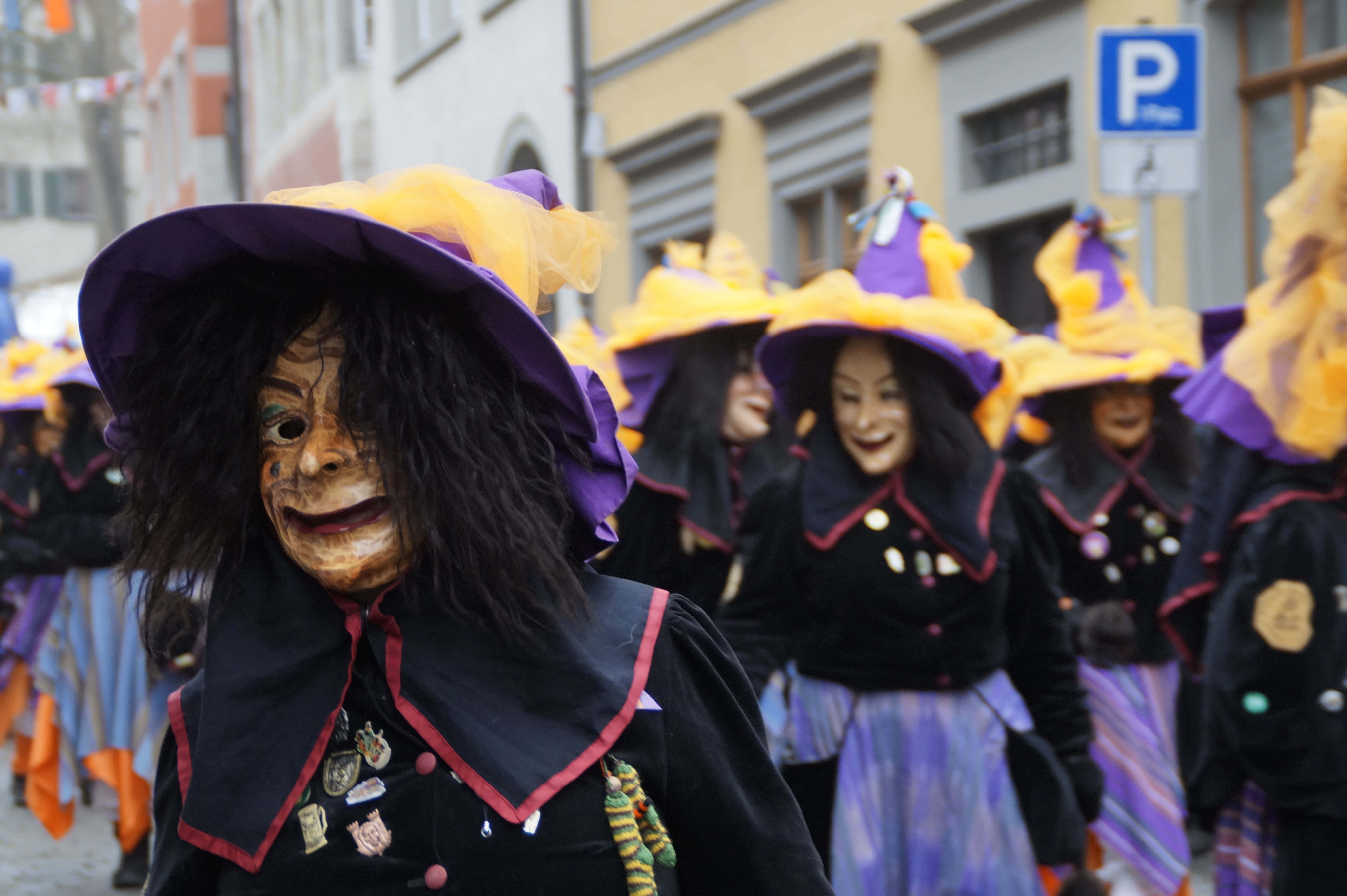 Halloween Parades, purple and yellow hats, European town, 5K Desktop Wallpaper