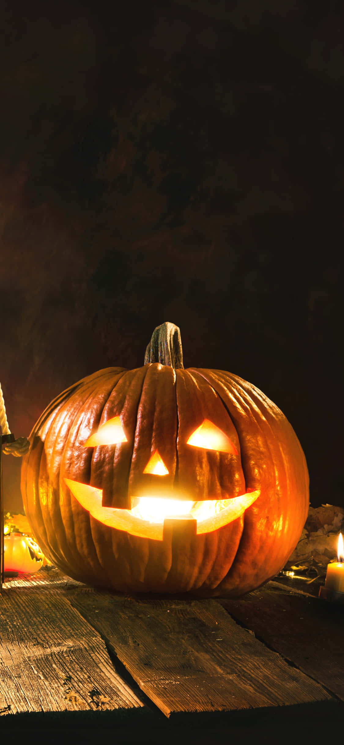 Halloween Pumpkin, glowing jack o lantern, carved grin, Full HD Phone Wallpaper
