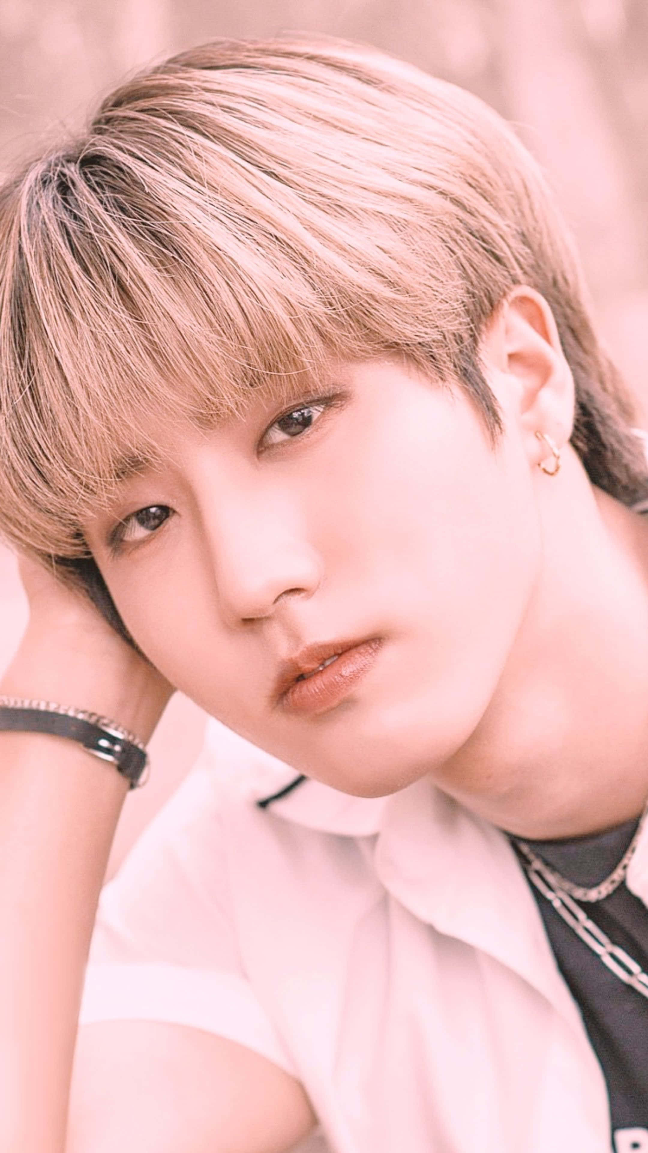 Han Jisung, blonde hair, white shirt, 4K Phone Wallpaper