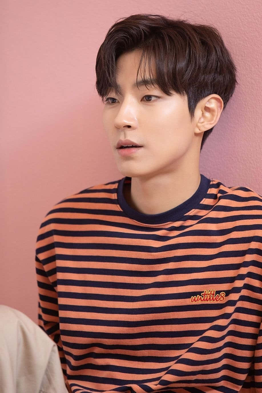 Han Seojun, orange and navy striped shirt, soft pink wall, HD Phone Wallpaper