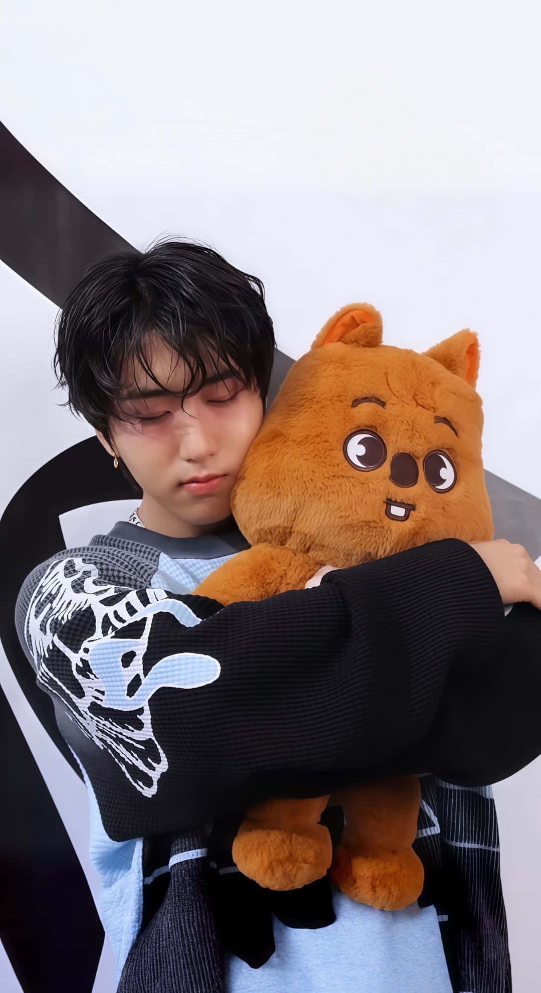 Han Stray Kids, brown cartoon fox plush toy, stark white and black background, Full HD Phone Wallpaper
