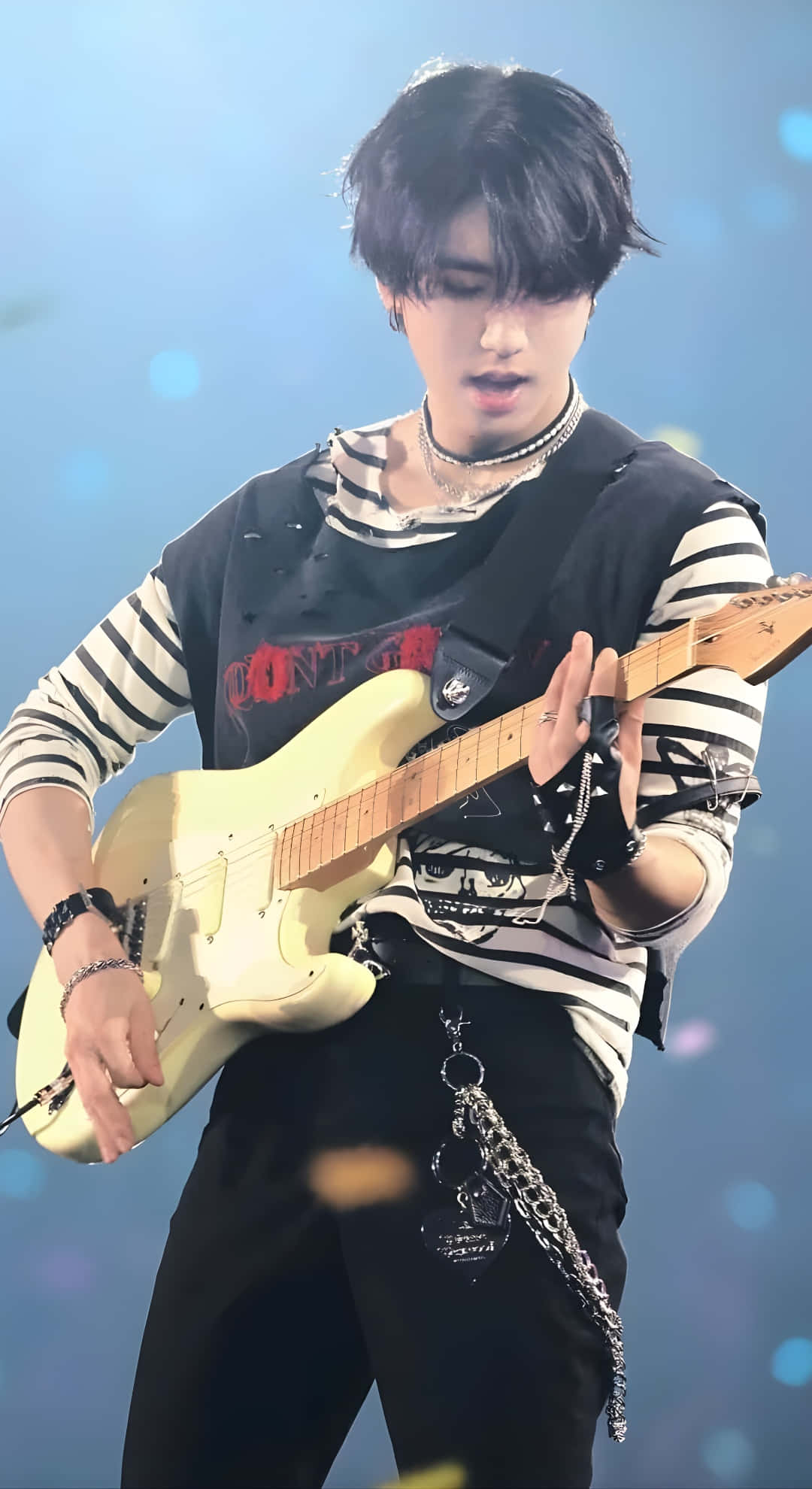 Han Stray Kids, cream-colored electric guitar, blue-lit stage, Full HD Phone Wallpaper
