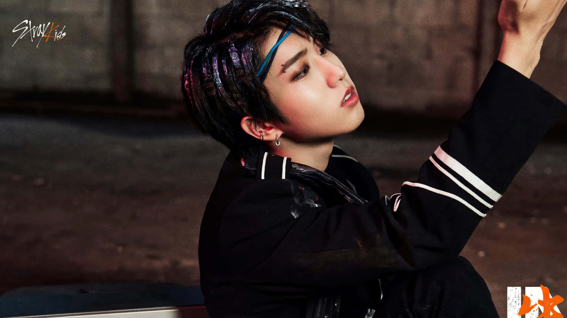 Han Stray Kids, short iridescent hair, blue headband, Full HD Desktop Wallpaper