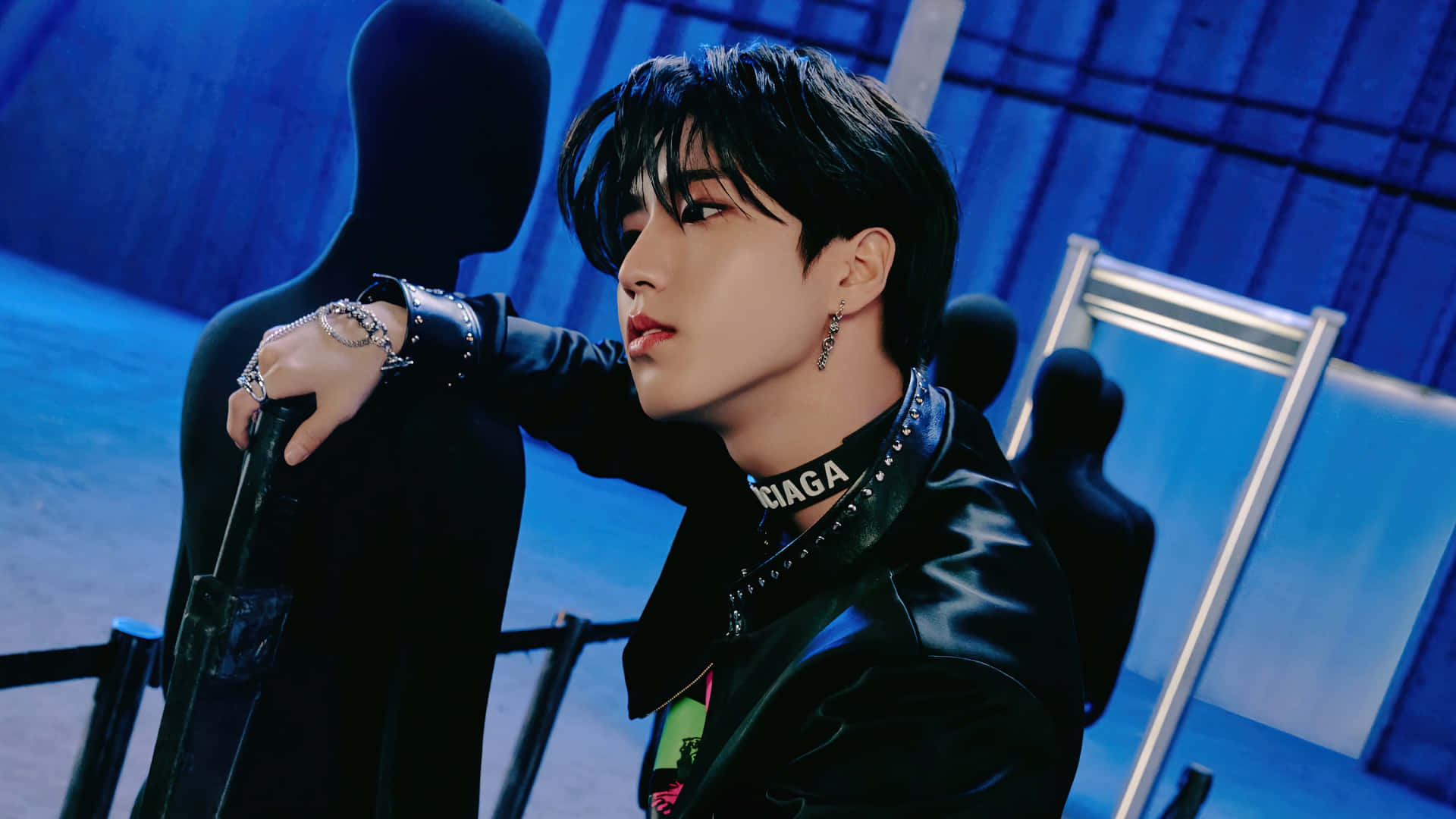Han Stray Kids, black leather jacket, studded collar, Full HD Desktop Wallpaper