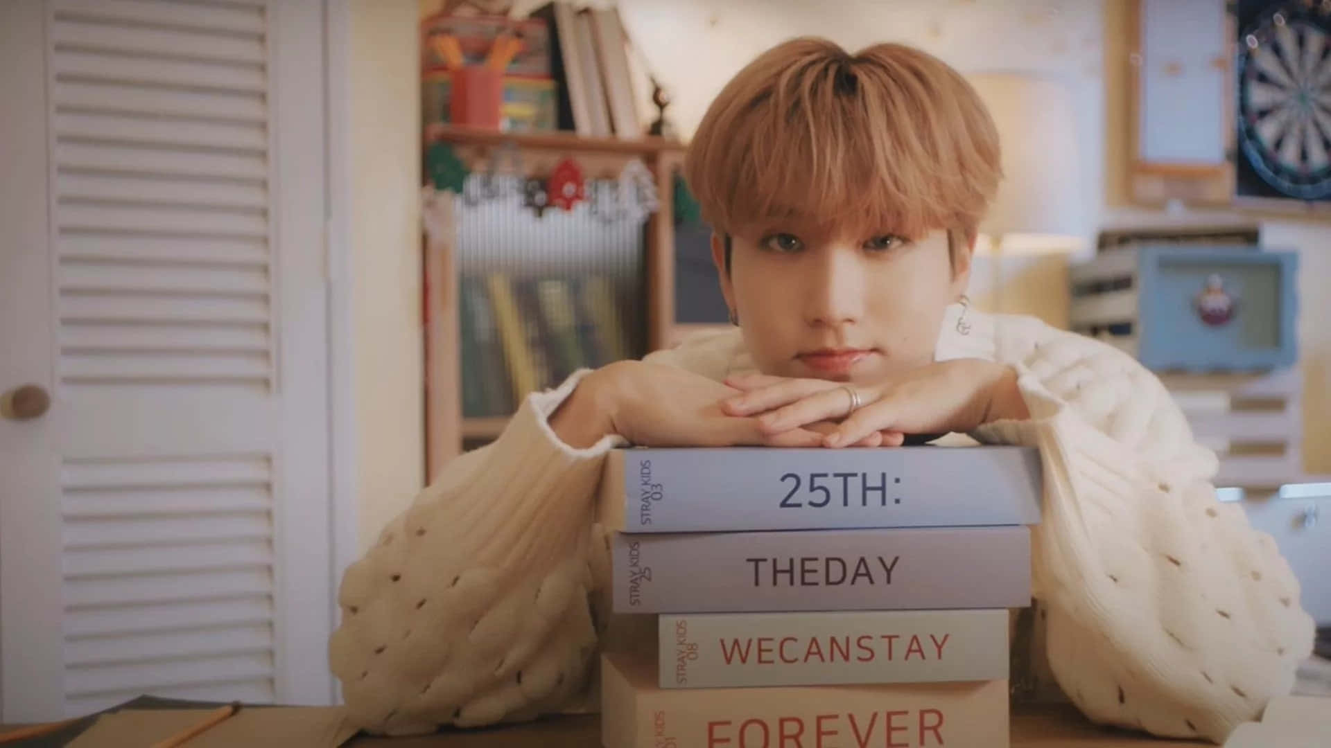 Han Stray Kids, 25TH THE DAY WECANSTAY FOREVER, white shutters, Full HD Desktop Wallpaper