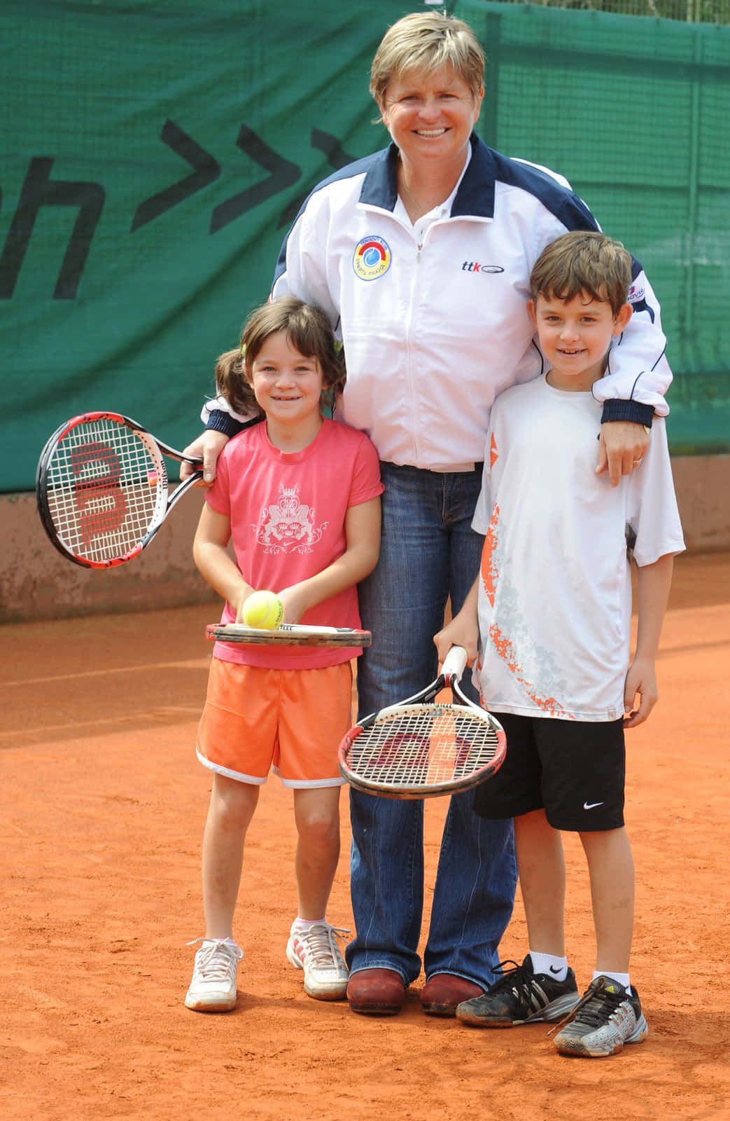 Hana Mandlíková, kids tennis camp, clay tennis court, HD Phone Wallpaper