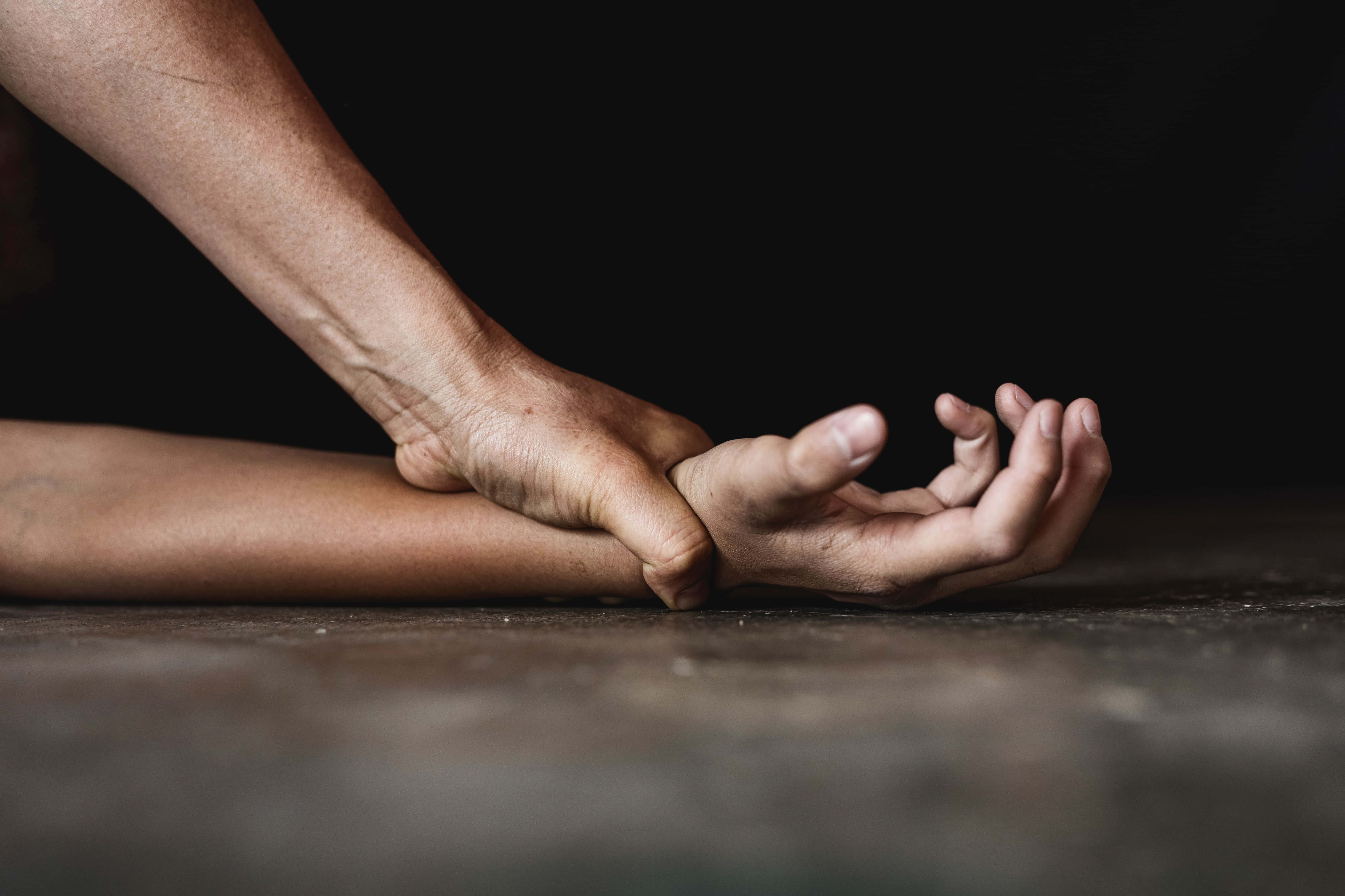 Aggravated Pinning, hand, dark background, 5K Desktop Wallpaper