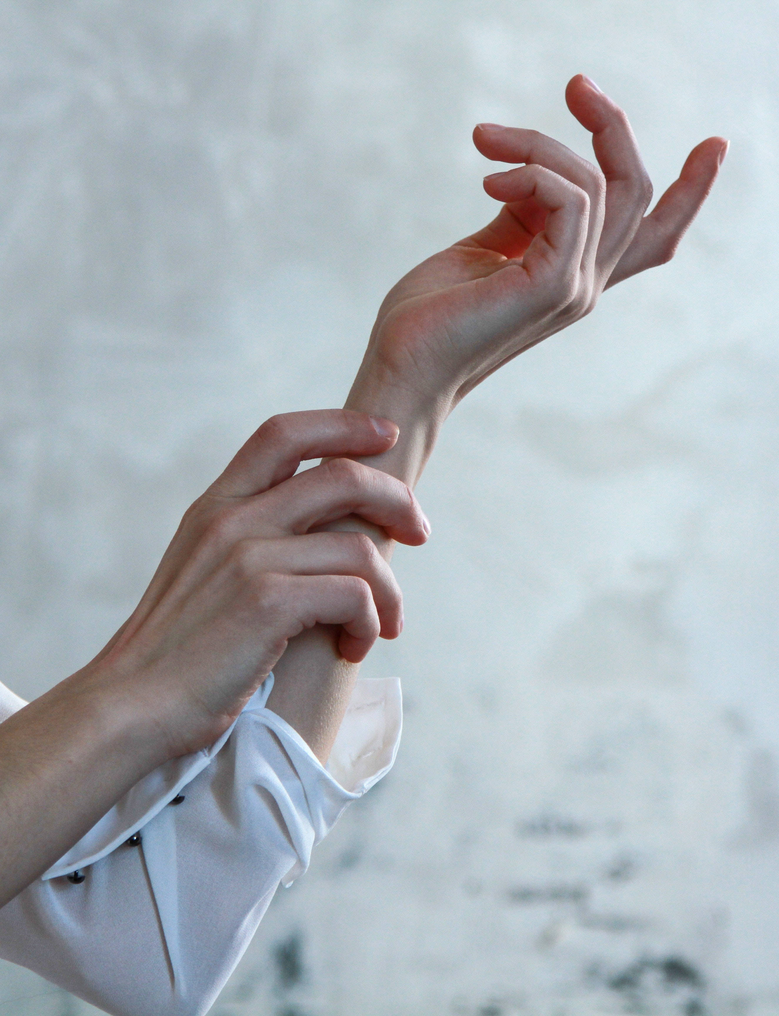 hands, wrist, soft textured white wall, 2K Phone Wallpaper