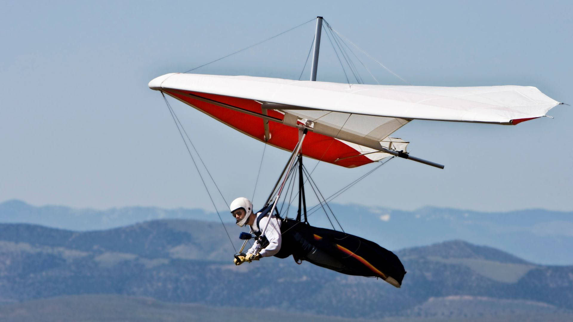 hang gliding, red and white wings, distant blue mountains, Full HD Desktop Wallpaper