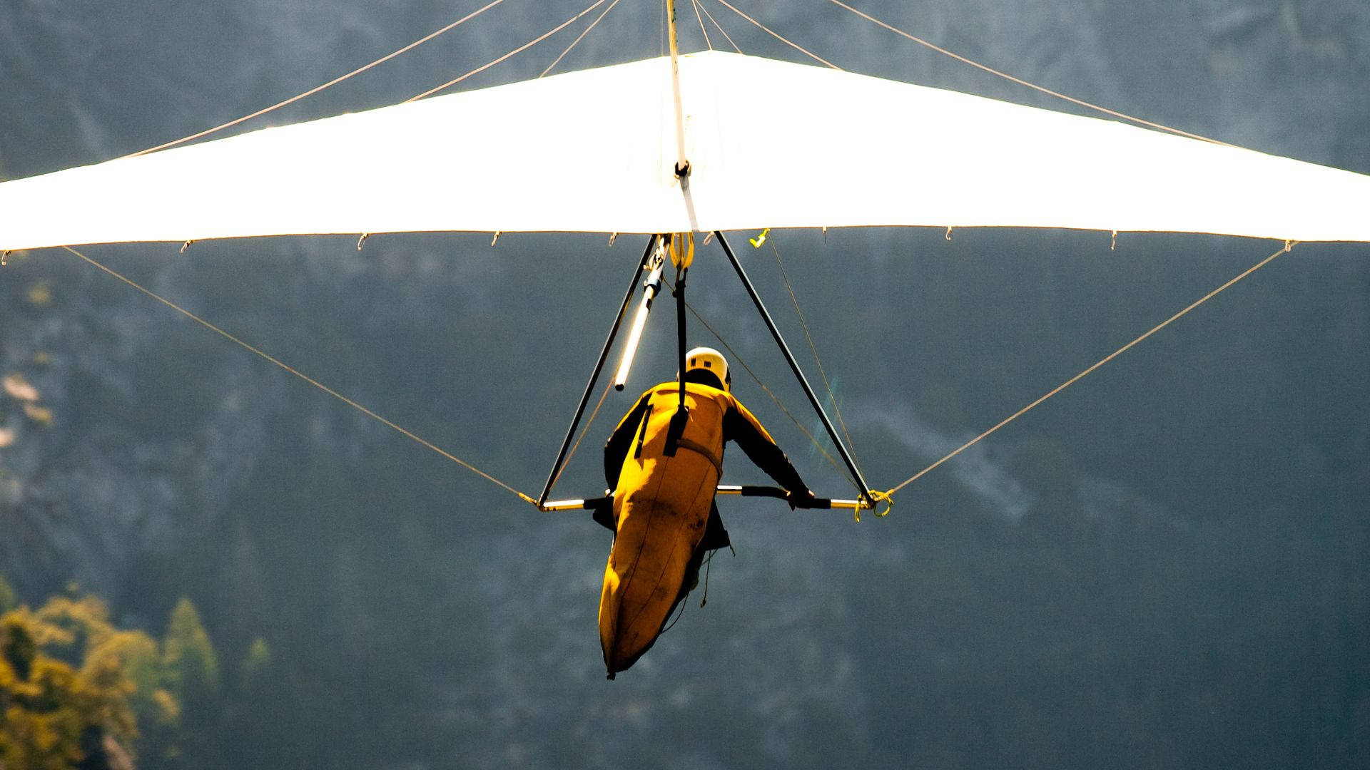 hang gliding, misty mountains, sunlight, Full HD Desktop Wallpaper