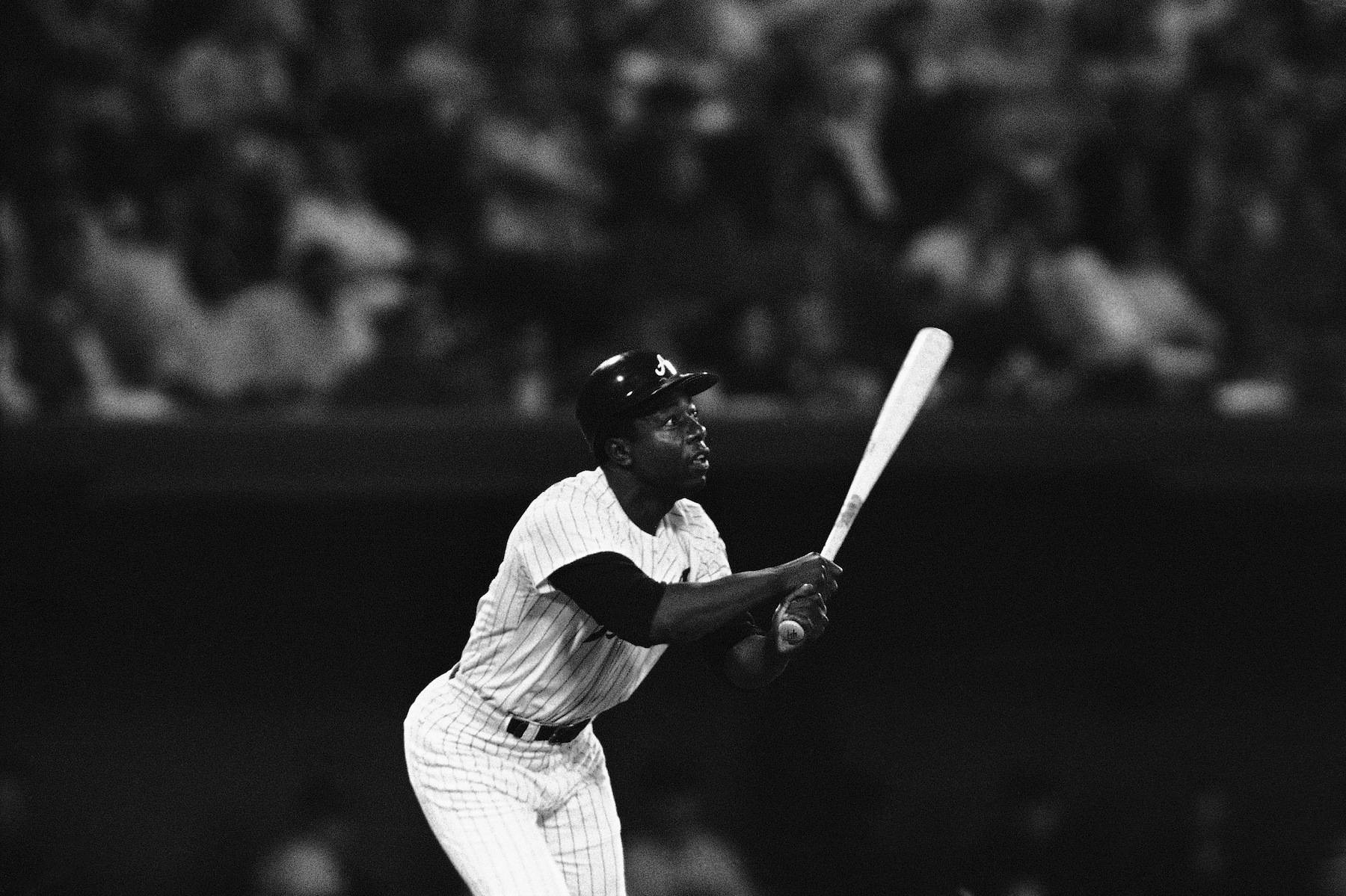 Hank Aaron, pinstriped uniform, stadium lights, HD Desktop Wallpaper