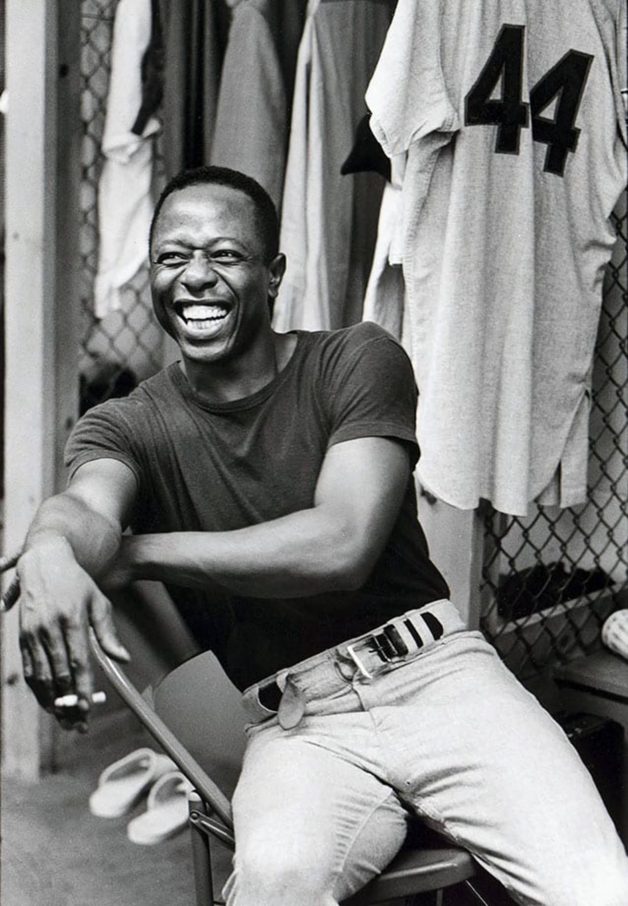 Hank Aaron, number 44 jersey, locker room, HD Phone Wallpaper