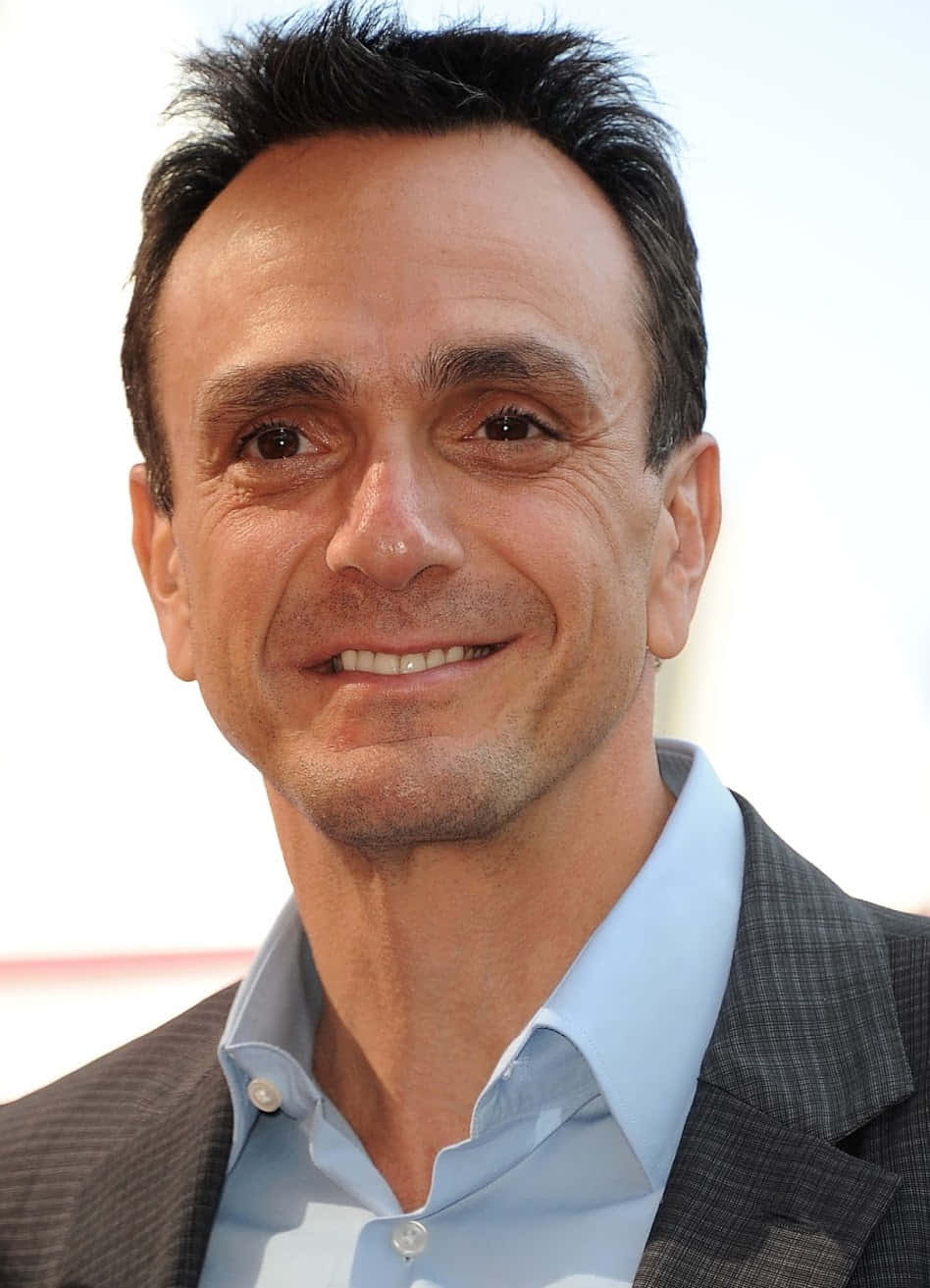 Hank Azaria, light blue shirt, gray suit jacket, HD Phone Wallpaper