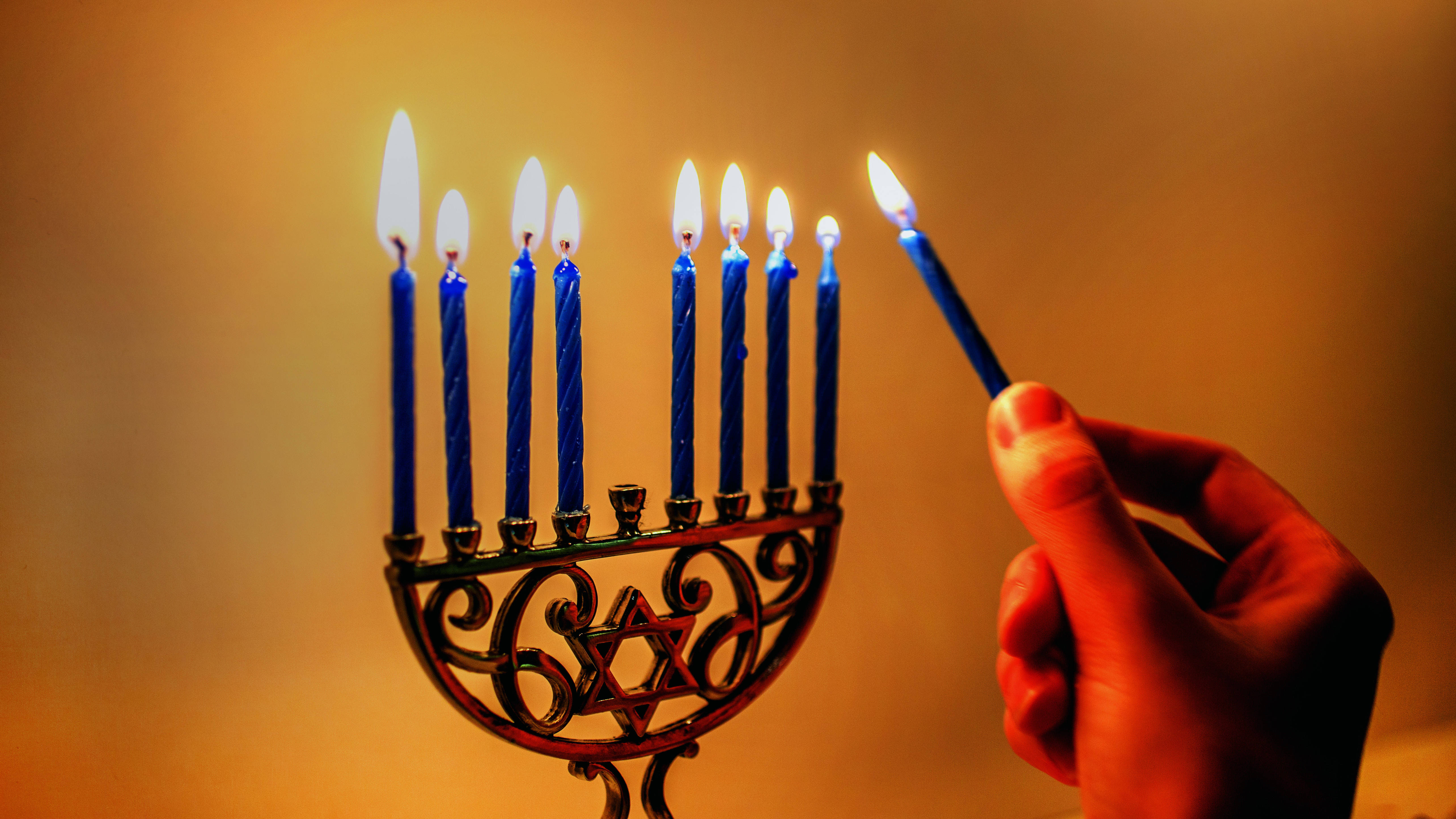 Hanukkah candle lighting, blue candle, ornate menorah, 5K Desktop Wallpaper