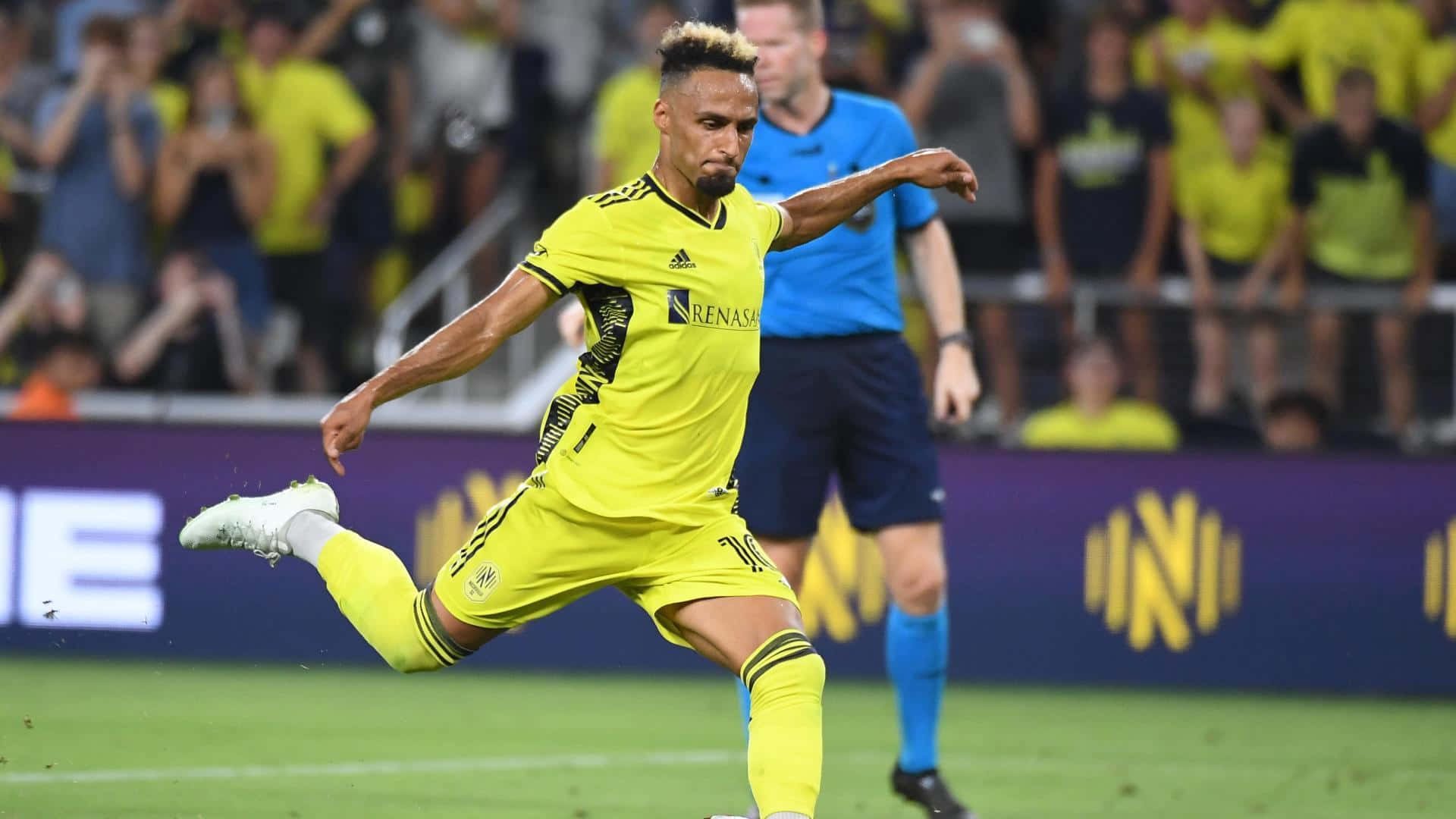 Hany Mukhtar, bright yellow uniform, nighttime match, Full HD Desktop Wallpaper
