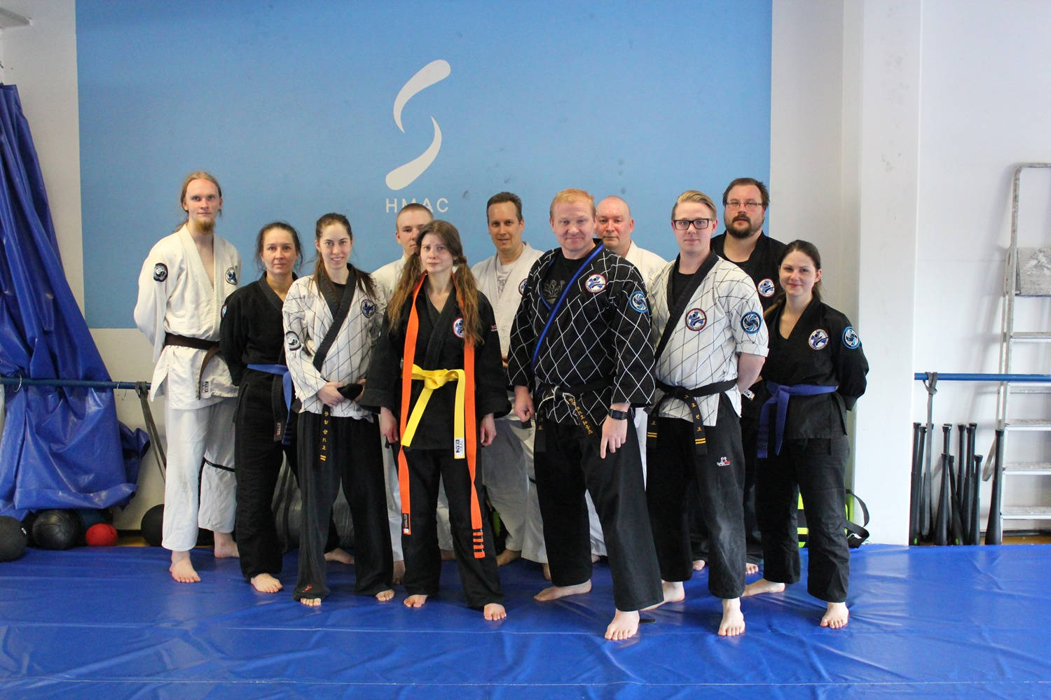 Hapkido, gi uniforms, blue mat, HD Desktop Wallpaper