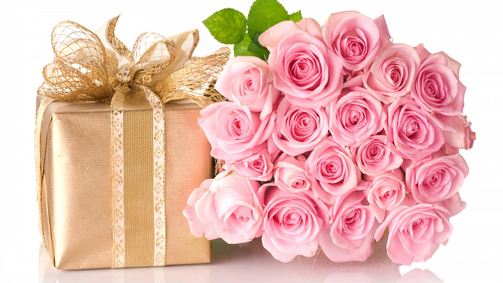 gold gift box, shimmering bow, soft pink roses, Full HD Desktop Wallpaper