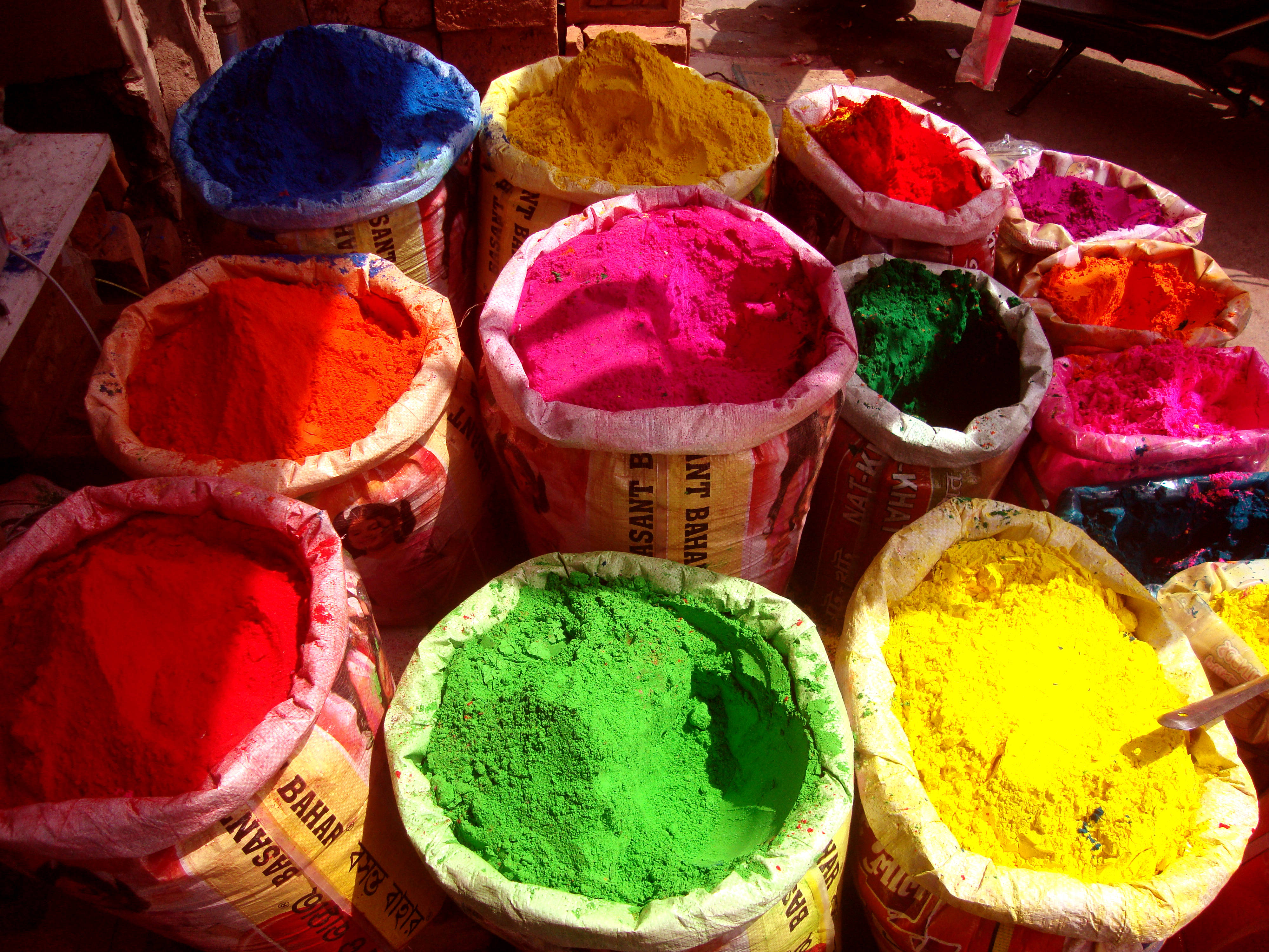 Happy Holi HD, colorful powders, sacks, 4K Desktop Wallpaper