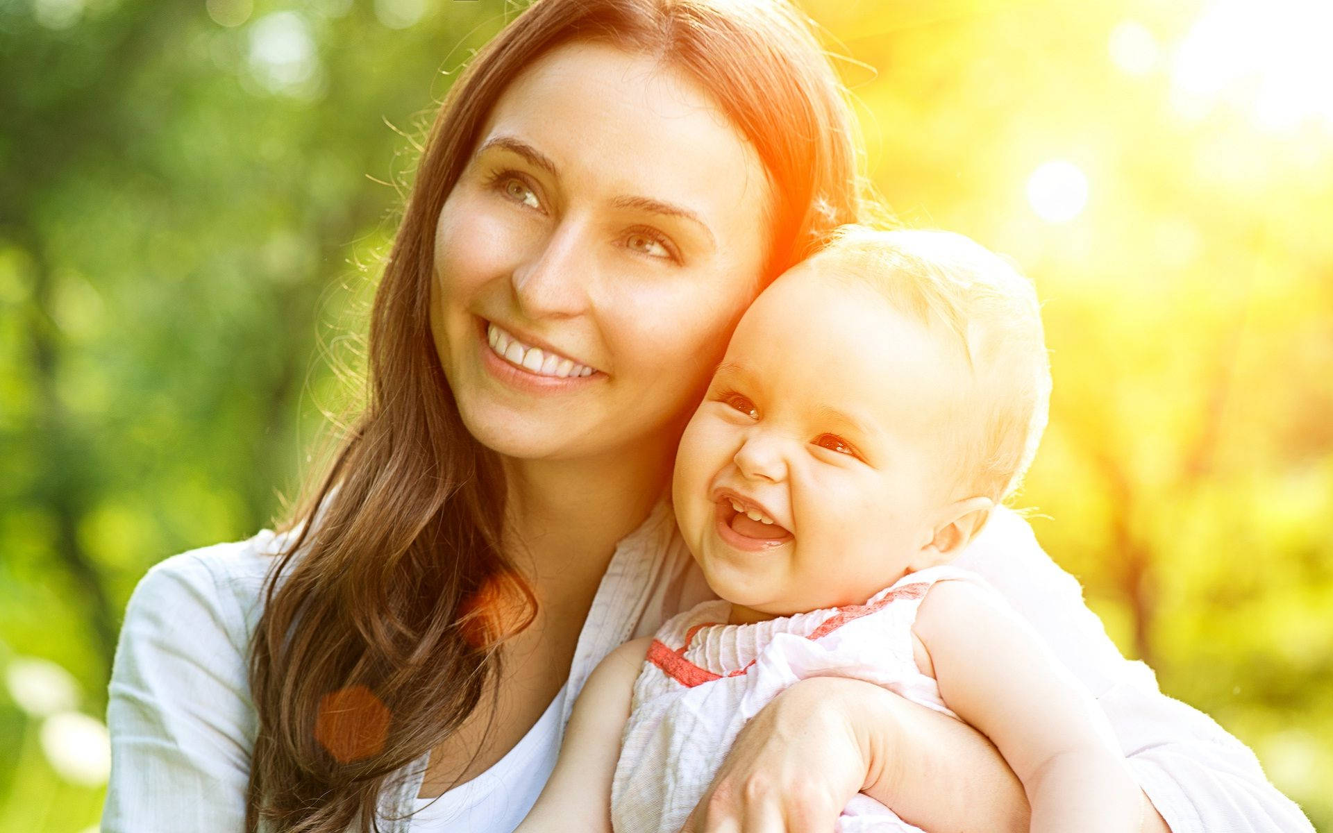 mom and son, smiling, golden sunlight, Full HD Desktop Wallpaper