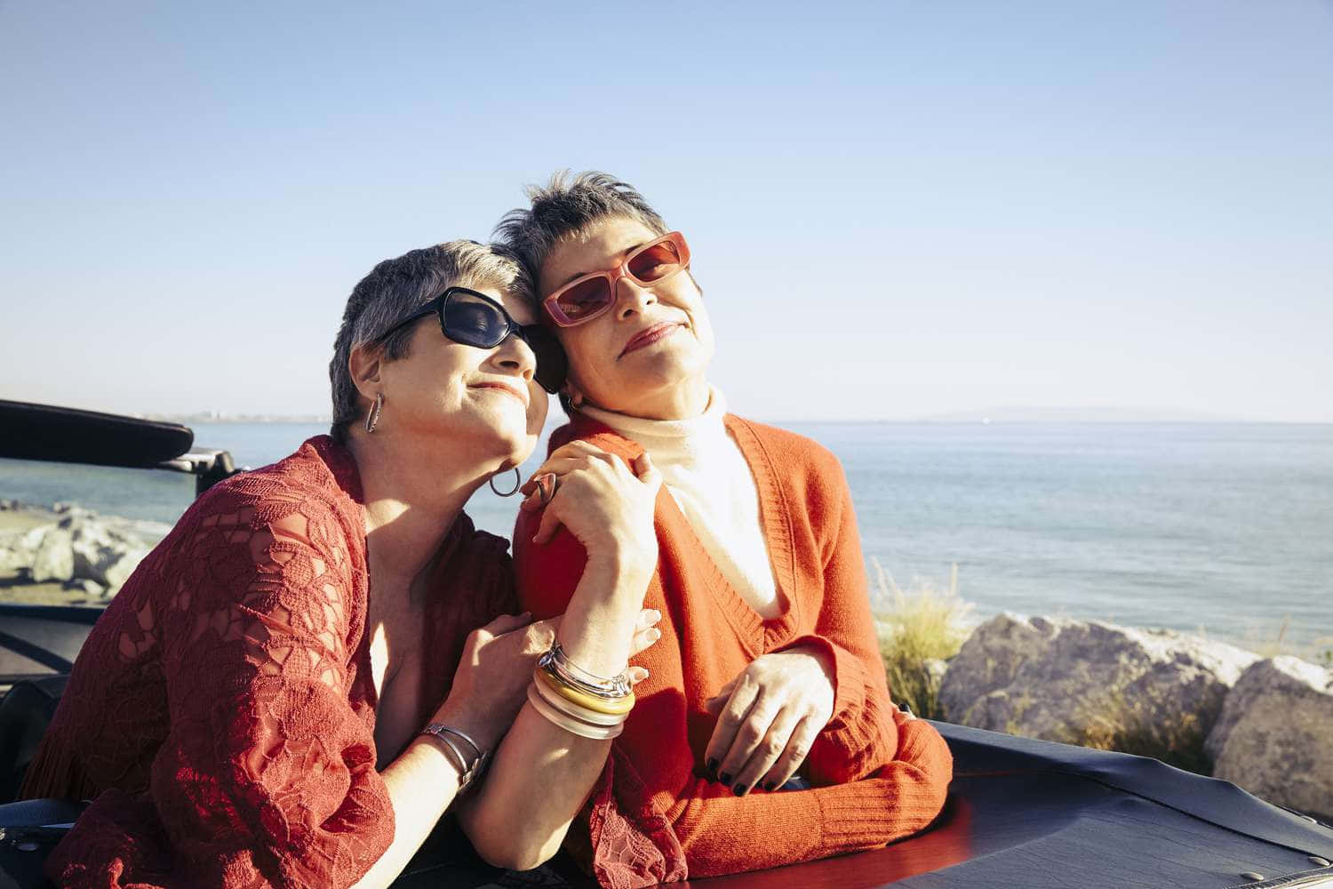 sisters, red outfits, sunglasses, HD Desktop Wallpaper