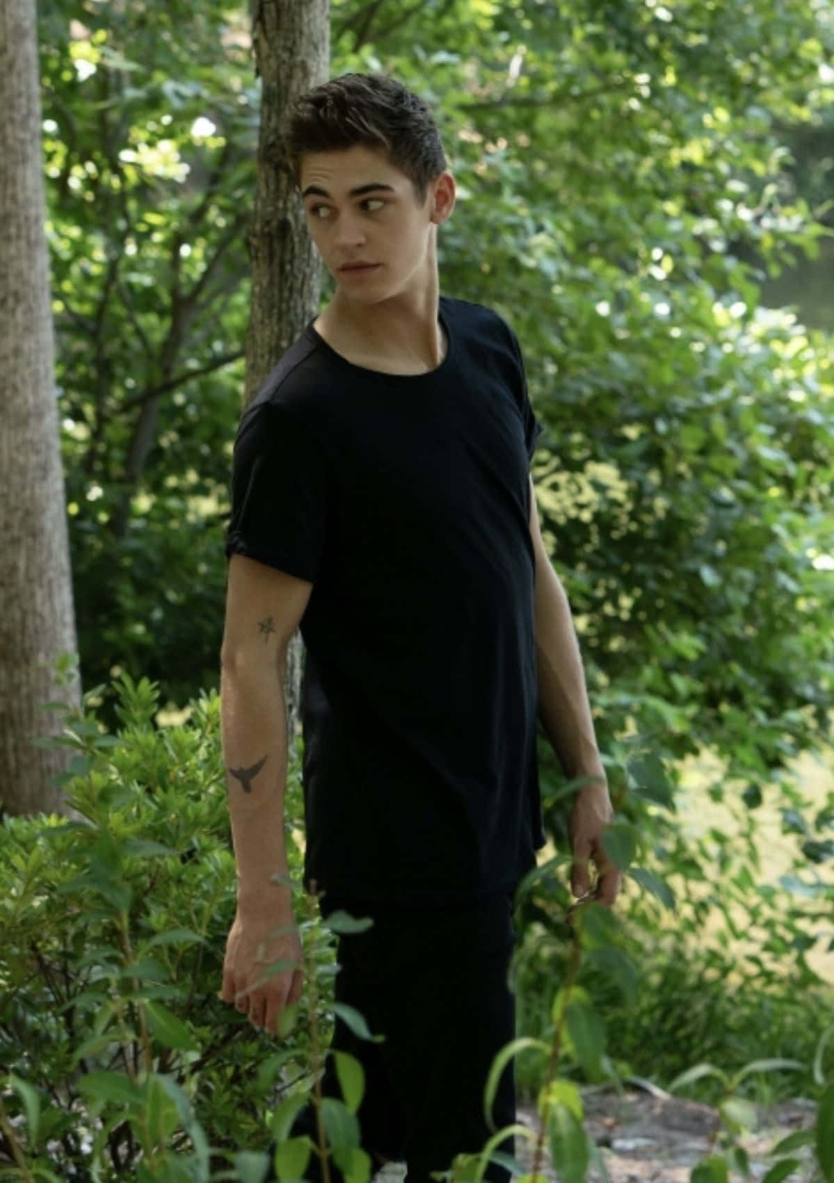 Hardin Scott, black, lush green foliage, HD Phone Wallpaper