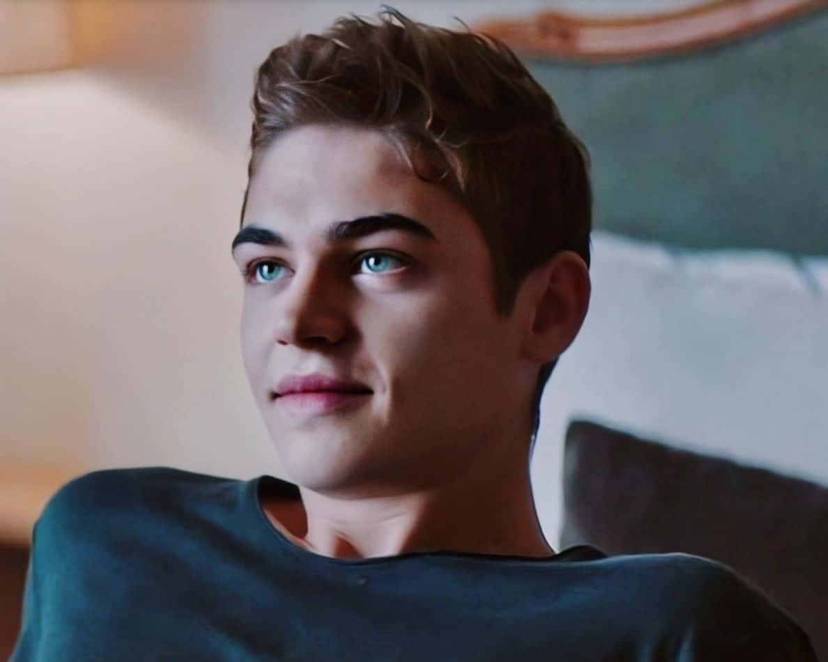Hardin Scott, blue eyes, tousled brown hair, SD Desktop Wallpaper