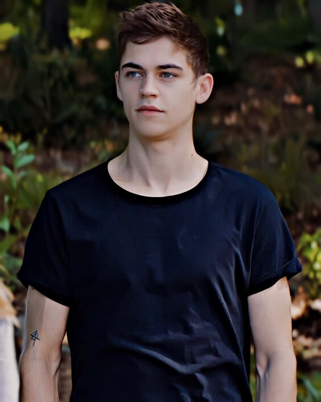 Hardin Scott, blue eyes, small tattoo on left arm, HD Phone Wallpaper