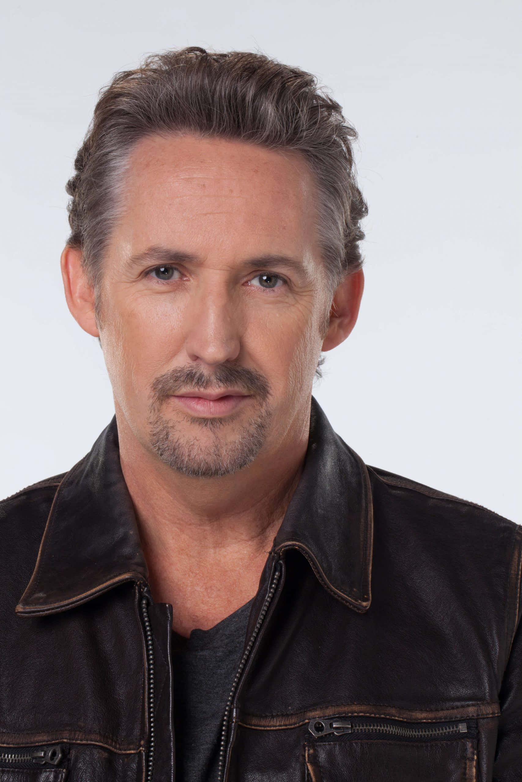 Harland Williams, graying hair, goatee, 2K Phone Wallpaper