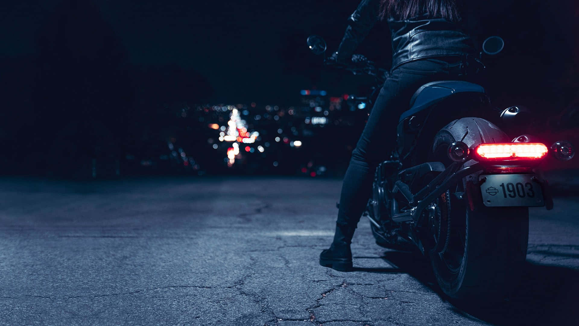 Harley Davidson HD, glowing red taillights, dark cityscape, Full HD Desktop Wallpaper