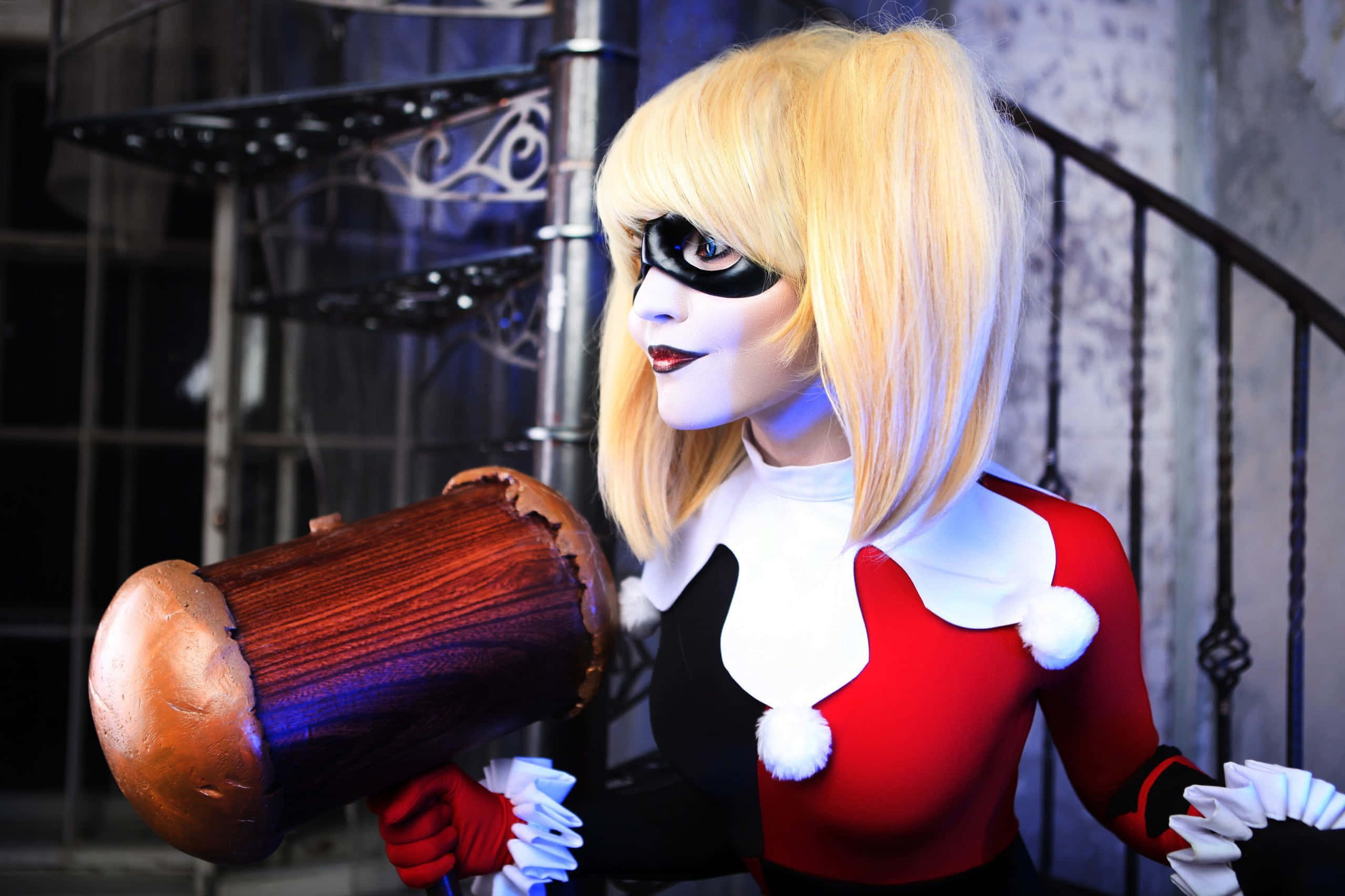 Harley Quinn, hammer, wooden mallet, 2K Desktop Wallpaper